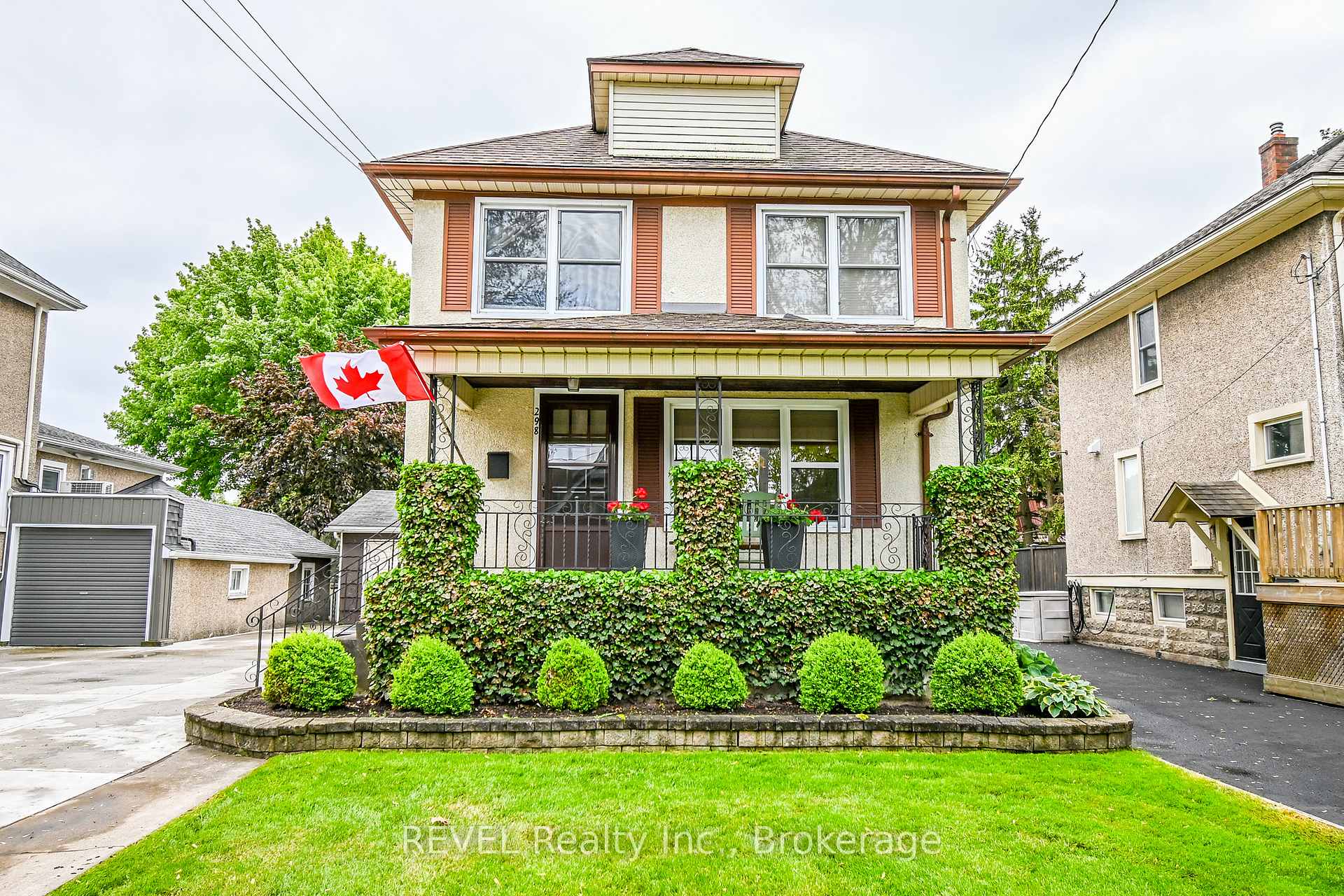 Front of 298 Stanley Street