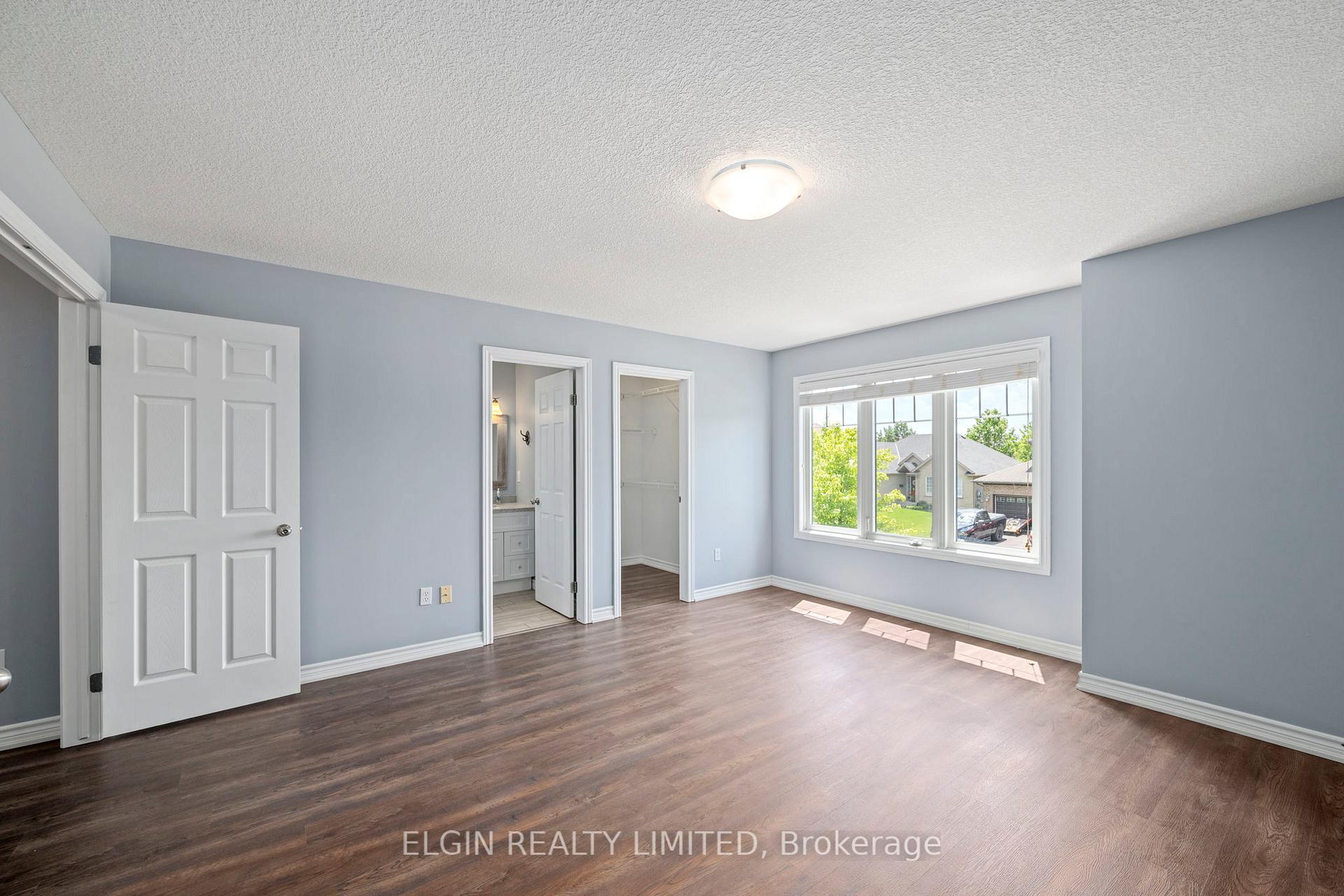 Photo 14 of 11 Kensington Court, St. Thomas — HOMEH