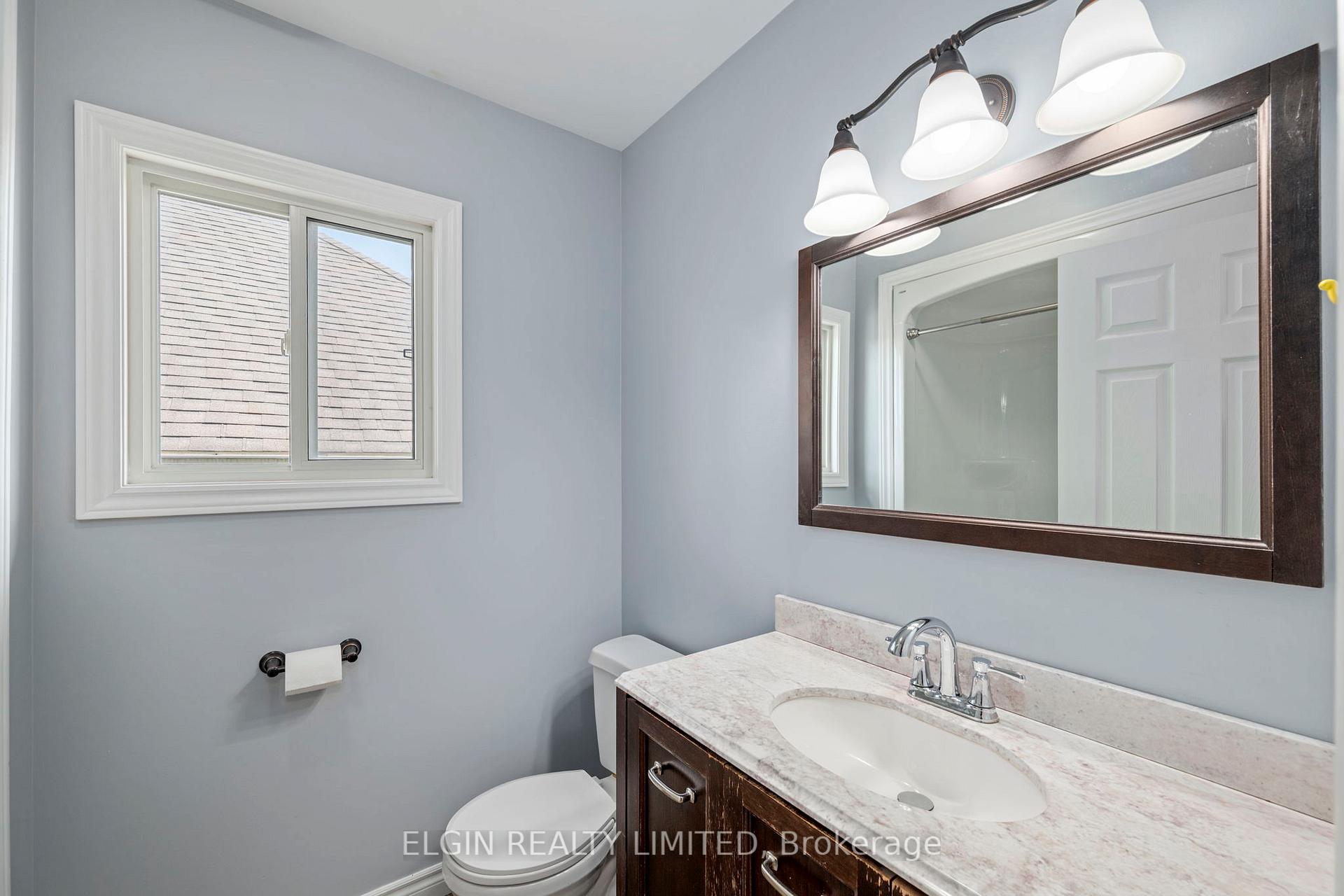 Photo 16 of 11 Kensington Court, St. Thomas — HOMEH
