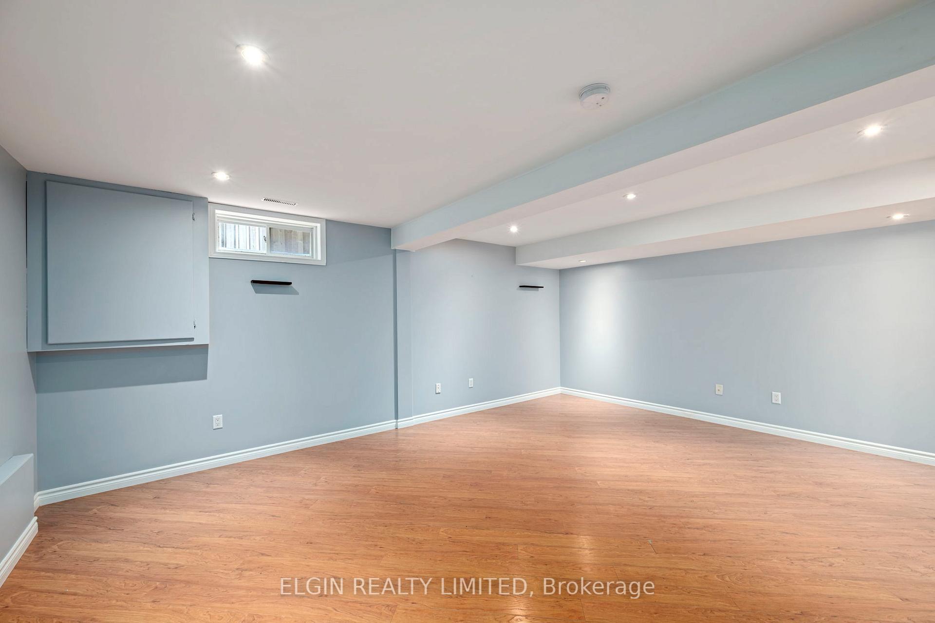 Photo 21 of 11 Kensington Court, St. Thomas — HOMEH