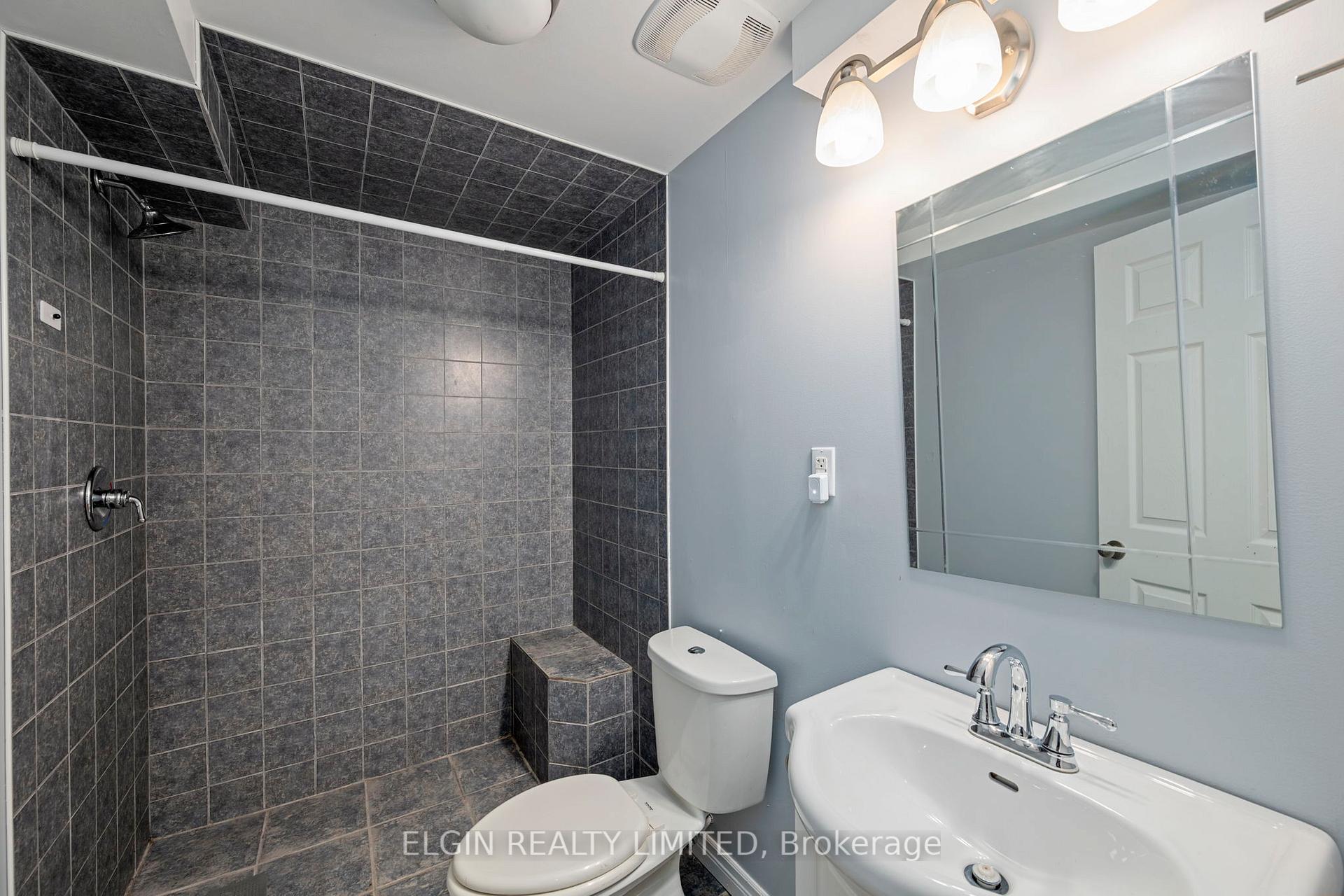 Photo 23 of 11 Kensington Court, St. Thomas — HOMEH
