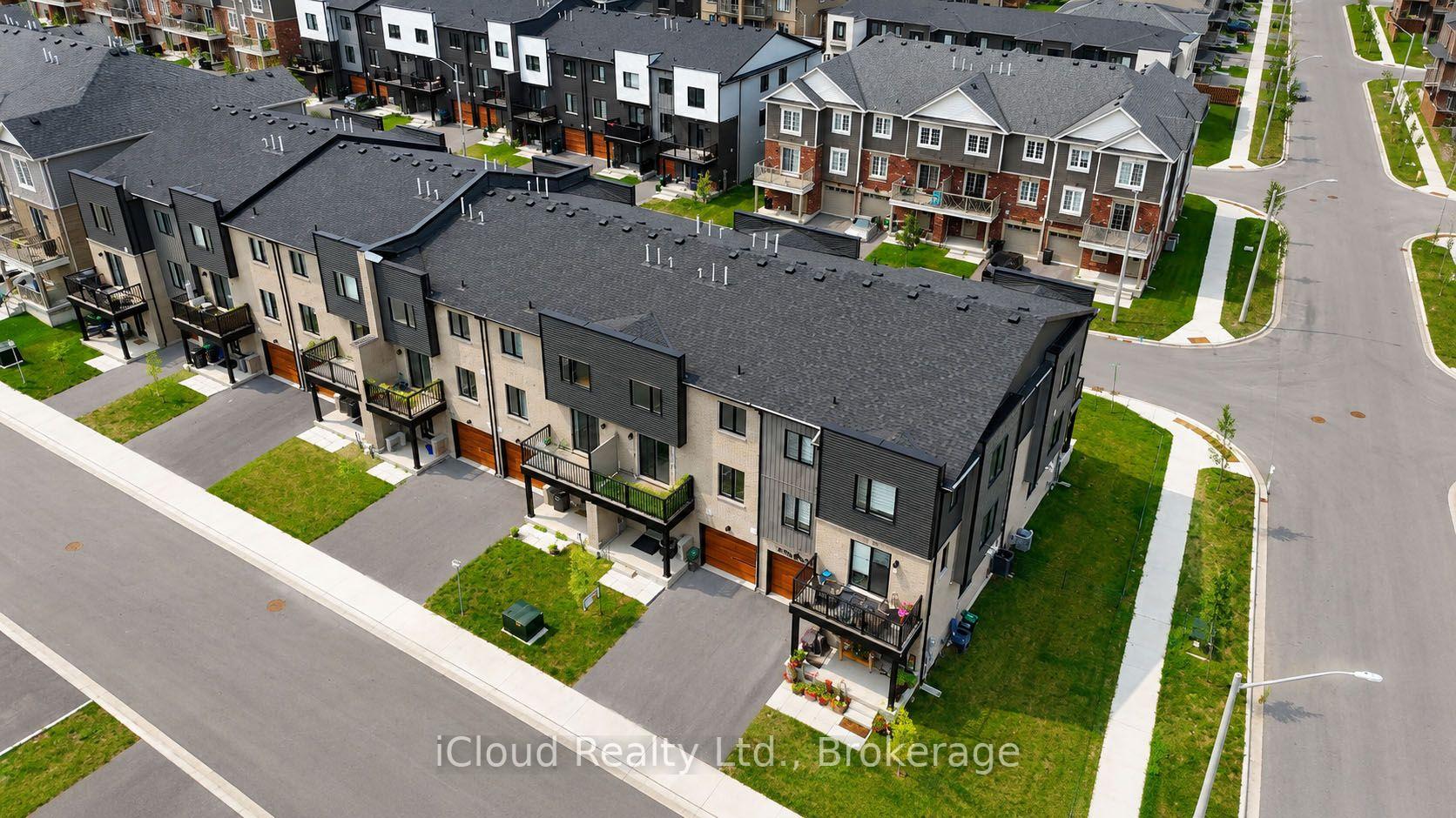 Photo 2 of 35 Wagon Lane, Barrie, Rural Barrie Southeast — HOMEH