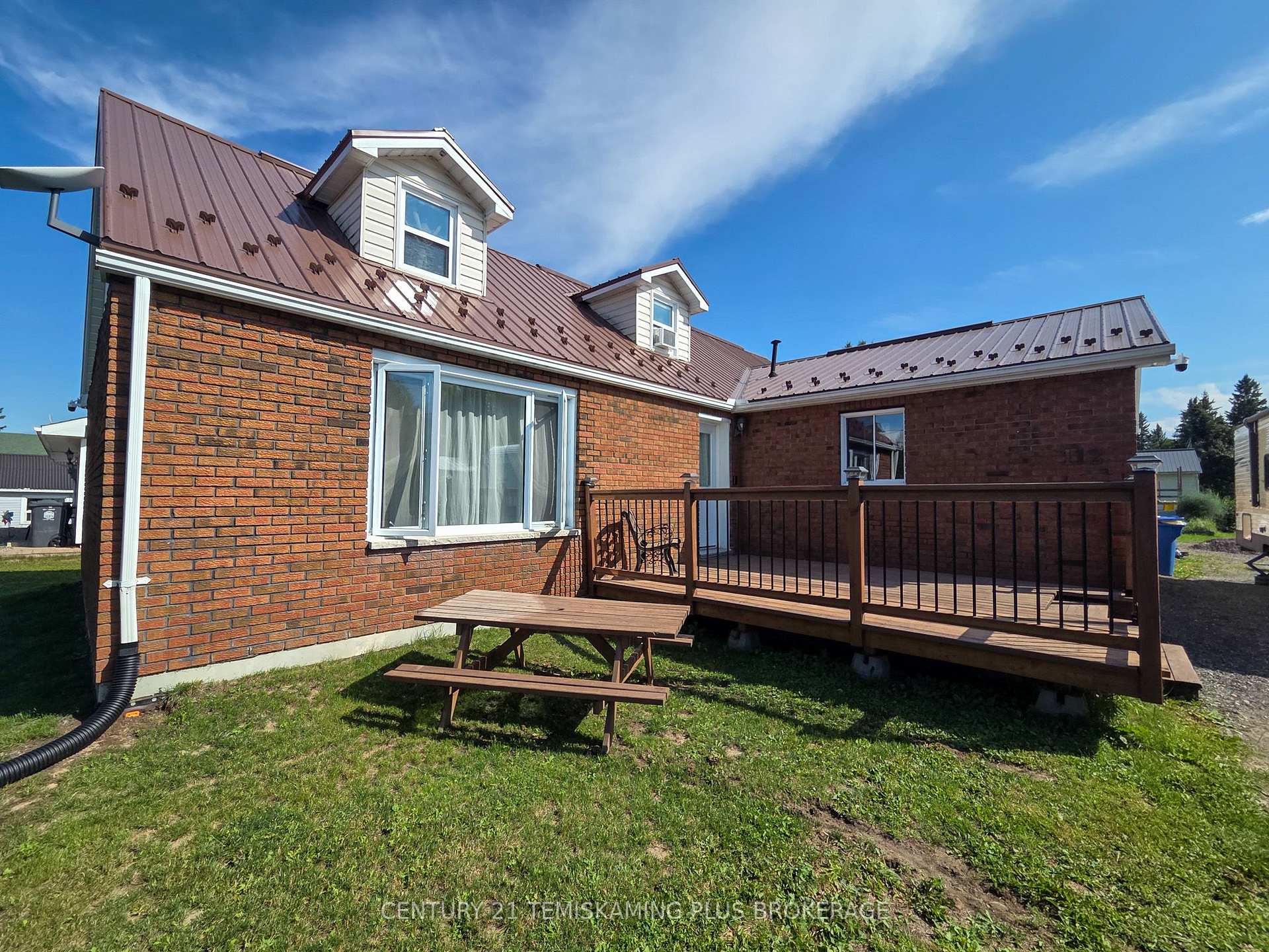 Photo 2 of 112 4th Avenue, Englehart — HOMEH