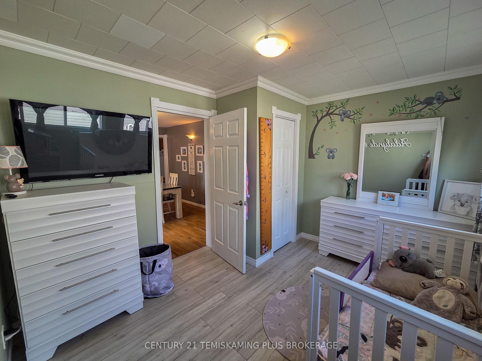 Photo 15 of 112 4th Avenue, Englehart — HOMEH