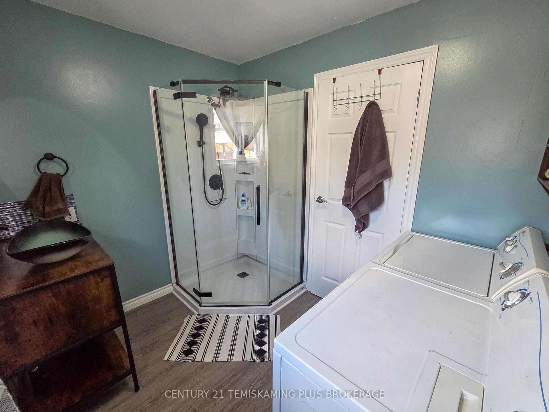 Photo 22 of 112 4th Avenue, Englehart — HOMEH