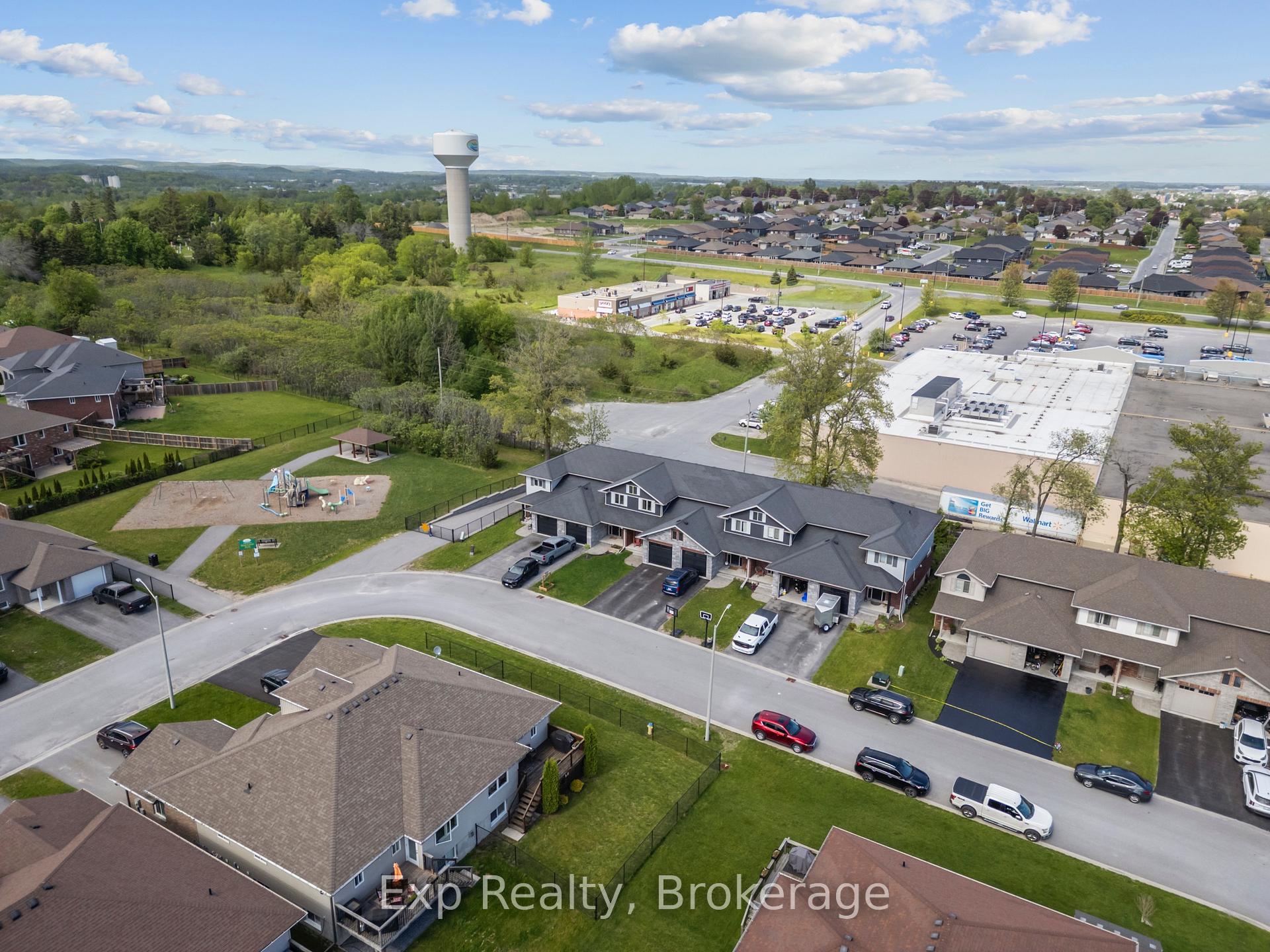 Photo 4 of 54 Cortland Crescent, Quinte West, Murray Ward — HOMEH