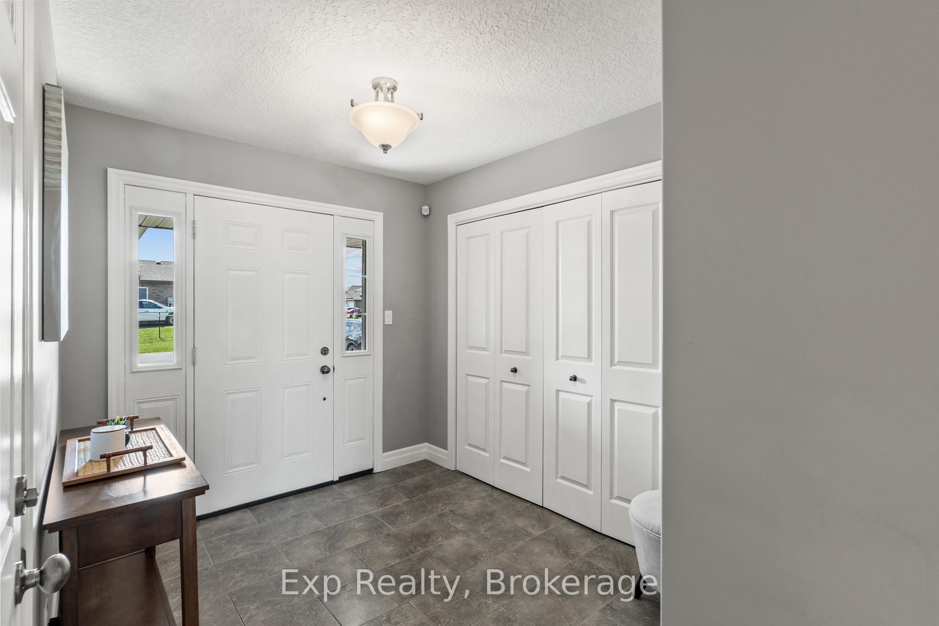 Photo 7 of 54 Cortland Crescent, Quinte West, Murray Ward — HOMEH