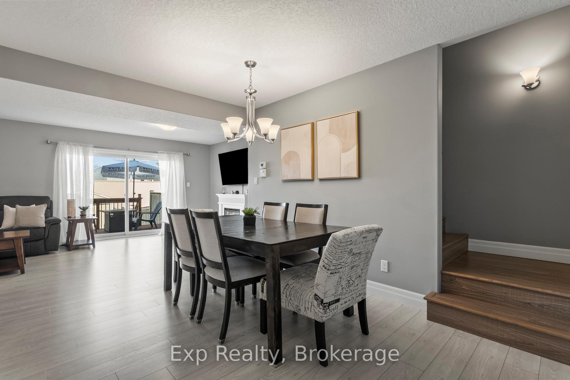 Photo 12 of 54 Cortland Crescent, Quinte West, Murray Ward — HOMEH