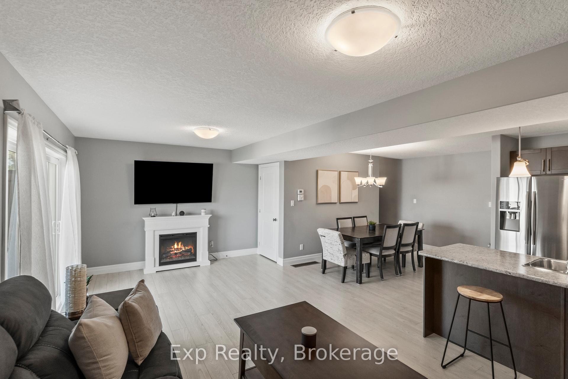 Photo 15 of 54 Cortland Crescent, Quinte West, Murray Ward — HOMEH
