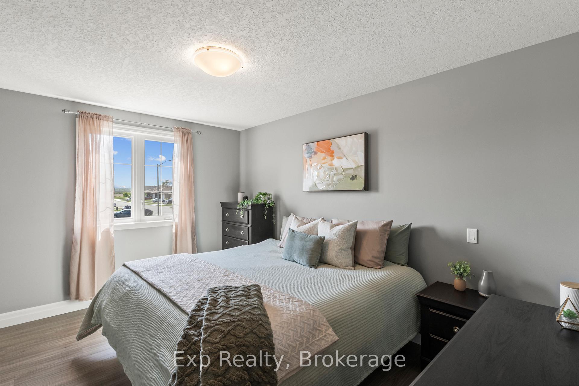 Photo 18 of 54 Cortland Crescent, Quinte West, Murray Ward — HOMEH