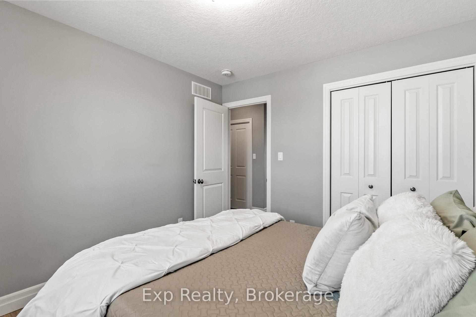 Photo 21 of 54 Cortland Crescent, Quinte West, Murray Ward — HOMEH