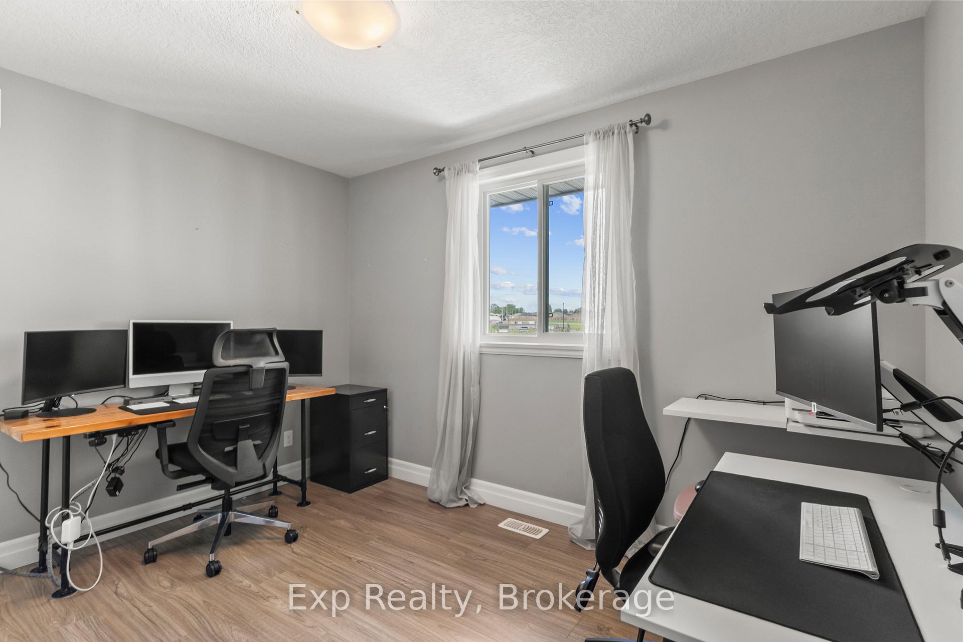 Photo 22 of 54 Cortland Crescent, Quinte West, Murray Ward — HOMEH