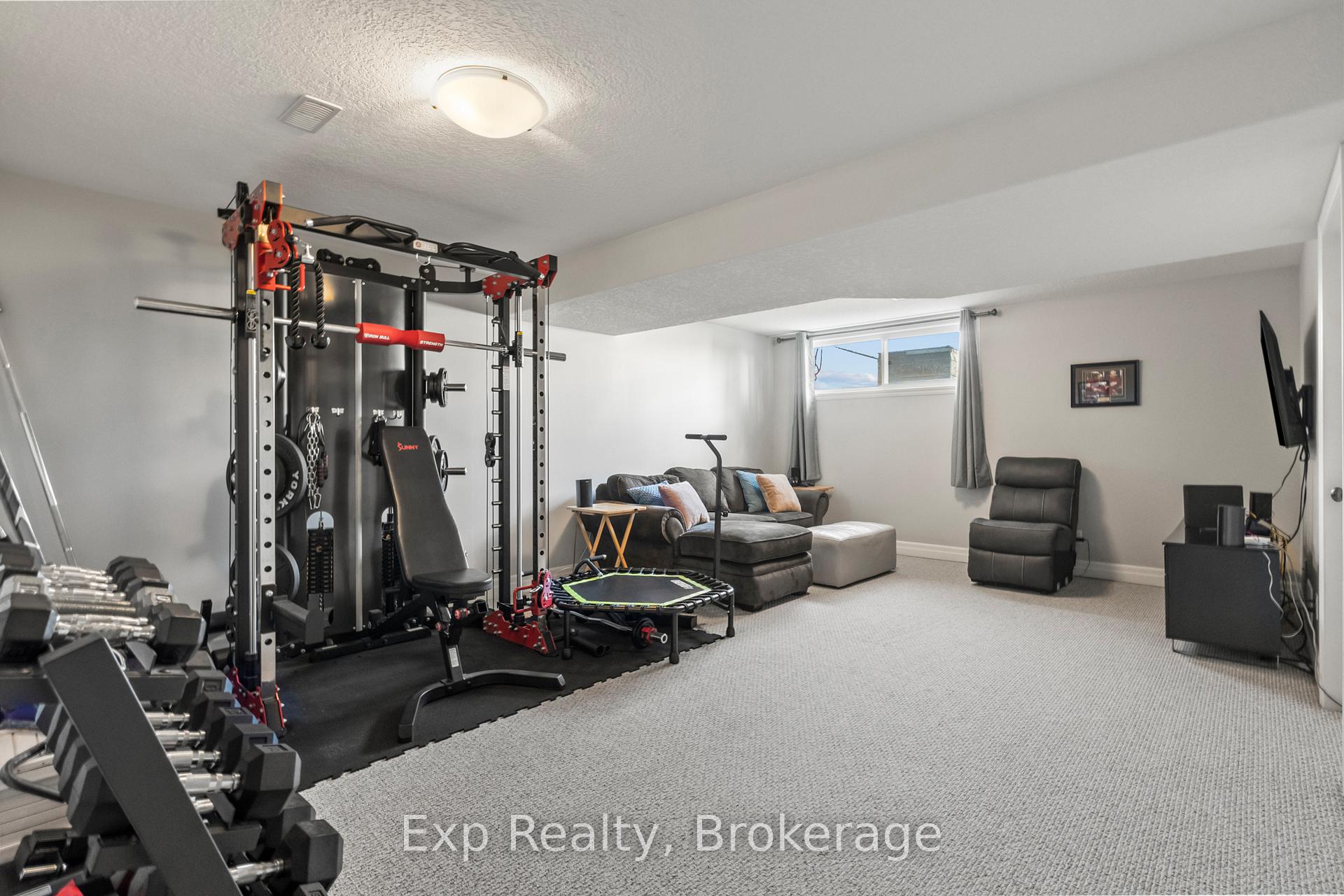 Photo 25 of 54 Cortland Crescent, Quinte West, Murray Ward — HOMEH