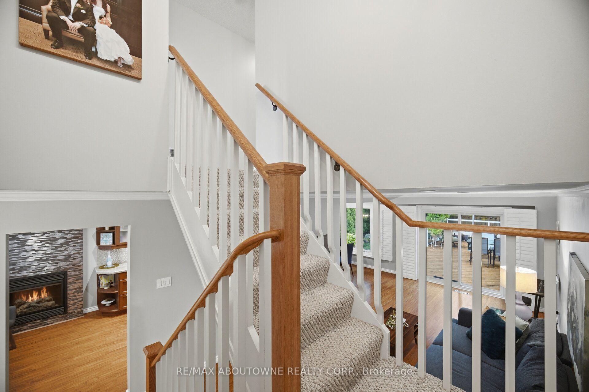 Photo 17 of 6298 Starfield Crescent, Mississauga, Meadowvale — HOMEH