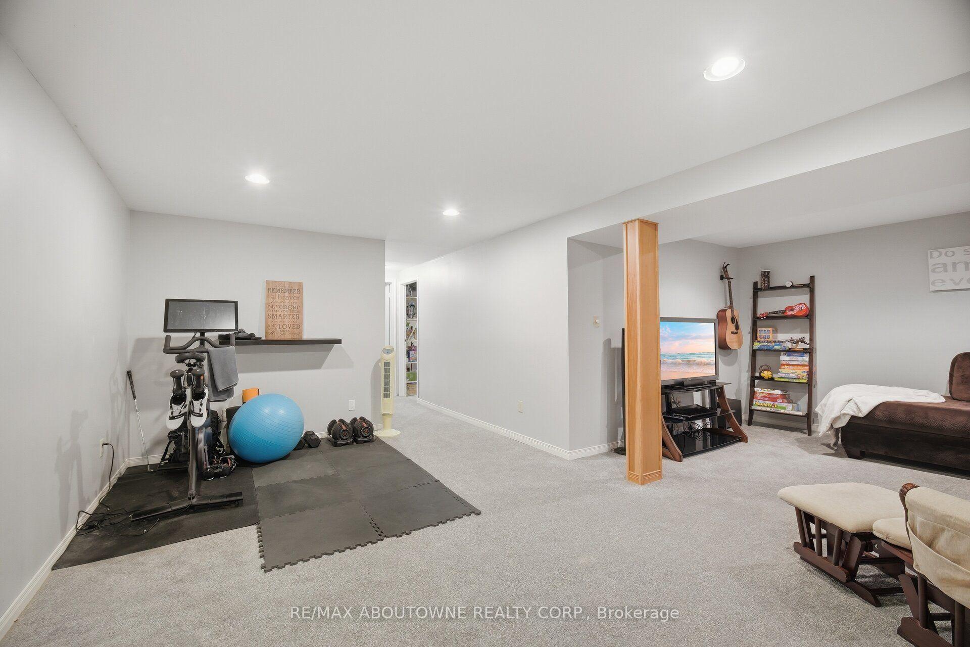 Photo 26 of 6298 Starfield Crescent, Mississauga, Meadowvale — HOMEH