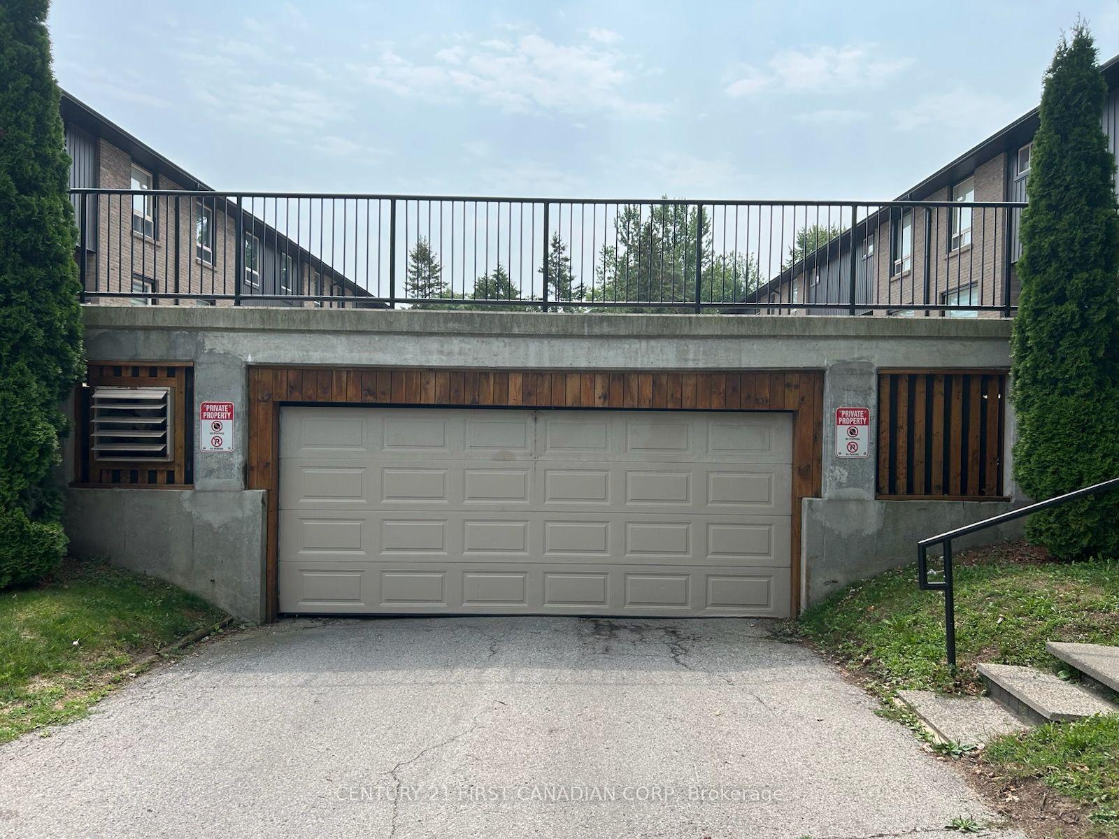 Photo 8 of 757 Berkshire Drive, London, South N — HOMEH