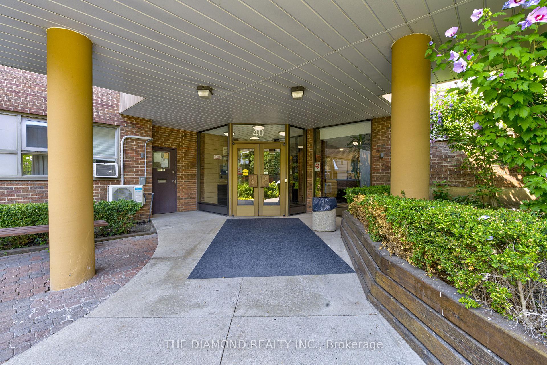 Photo 1 of Unit 301, 40 Sunrise Avenue, North York, Victoria Village — HOMEH