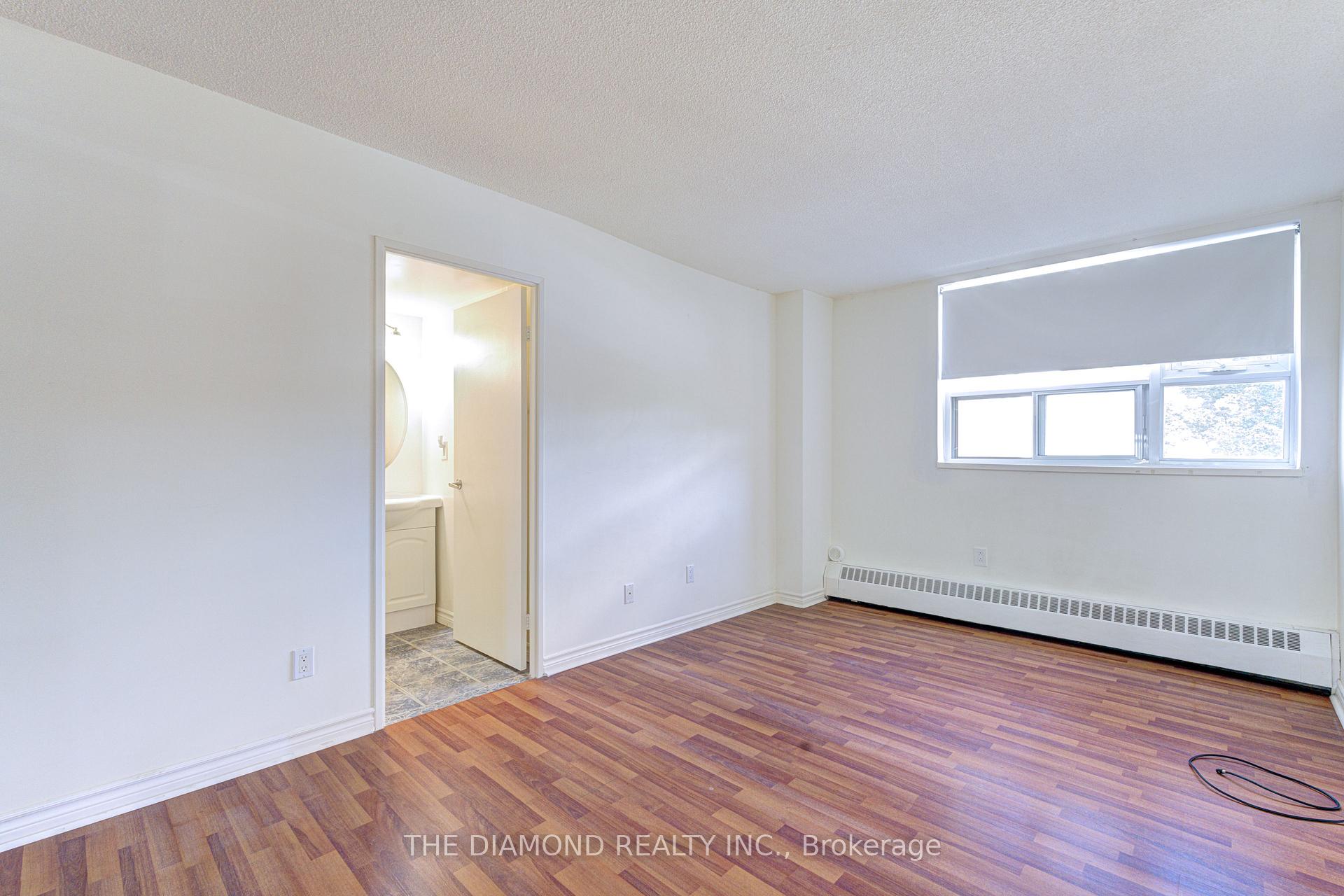 Photo 20 of Unit 301, 40 Sunrise Avenue, North York, Victoria Village — HOMEH