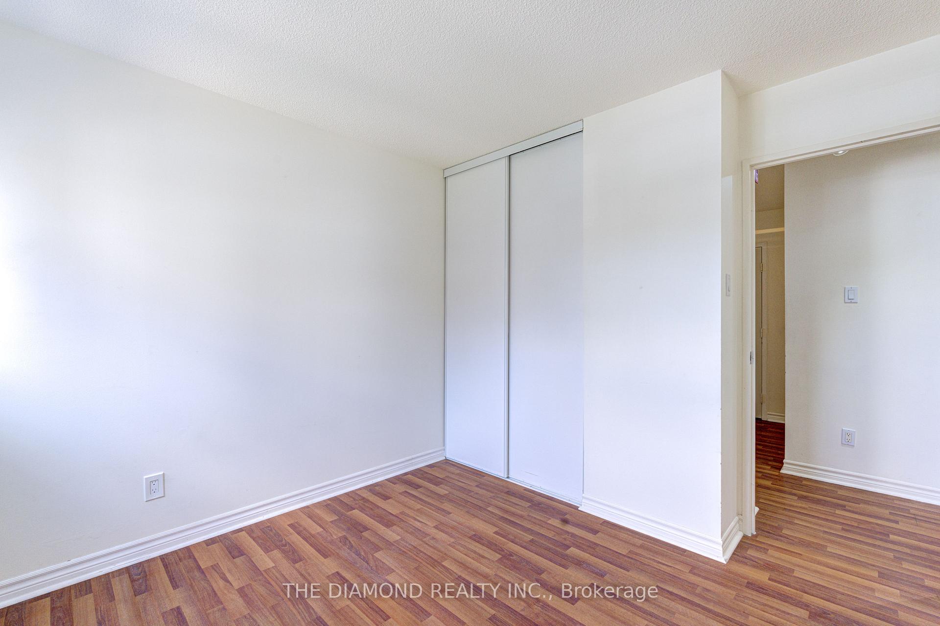 Photo 26 of Unit 301, 40 Sunrise Avenue, North York, Victoria Village — HOMEH