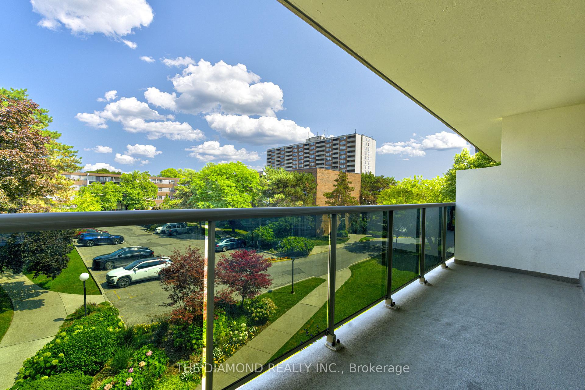 Photo 31 of Unit 301, 40 Sunrise Avenue, North York, Victoria Village — HOMEH