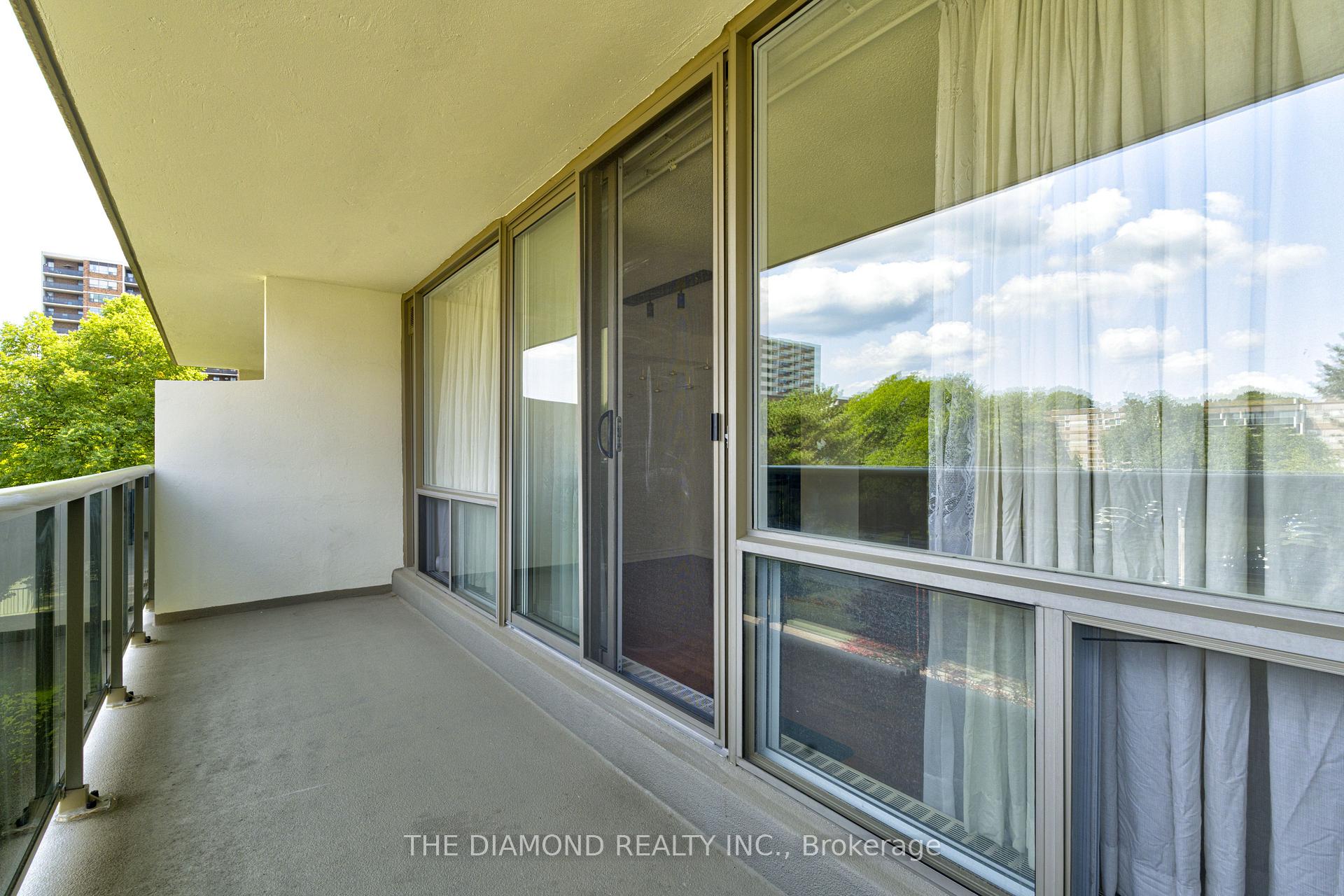 Photo 32 of Unit 301, 40 Sunrise Avenue, North York, Victoria Village — HOMEH