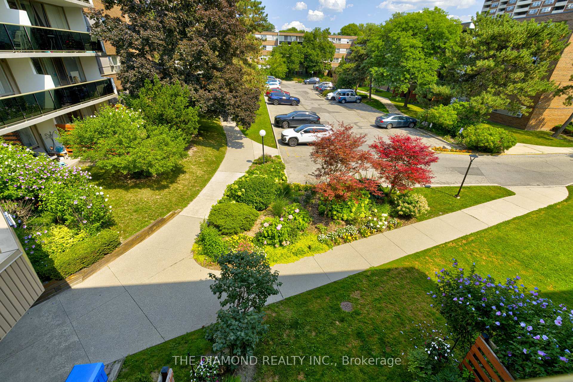 Photo 33 of Unit 301, 40 Sunrise Avenue, North York, Victoria Village — HOMEH