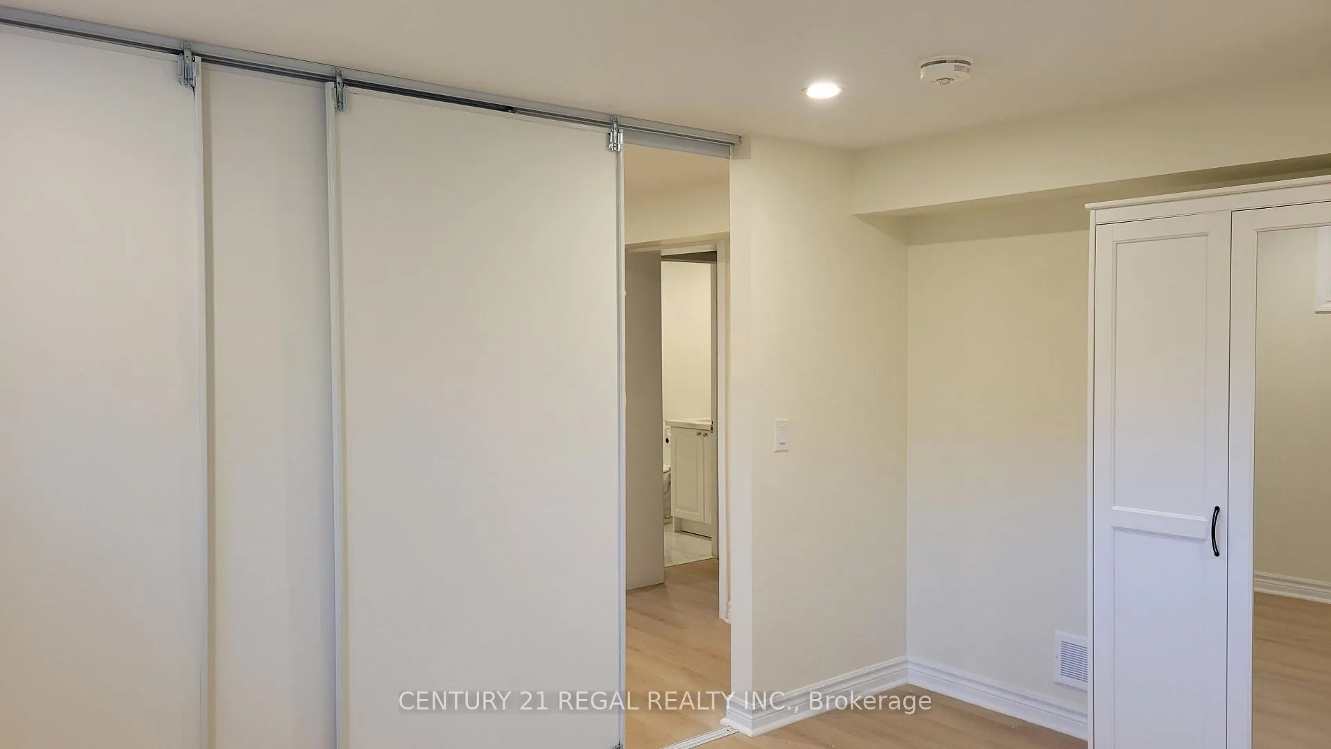 Photo 8 of Unit Basement Unit 3, 34 Pleasant View Drive, North York, Pleasant View — HOMEH