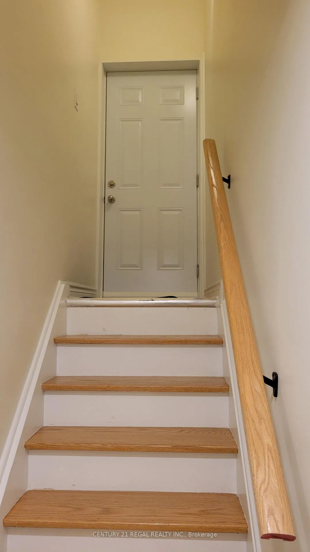 Photo 22 of Unit Basement Unit 3, 34 Pleasant View Drive, North York, Pleasant View — HOMEH