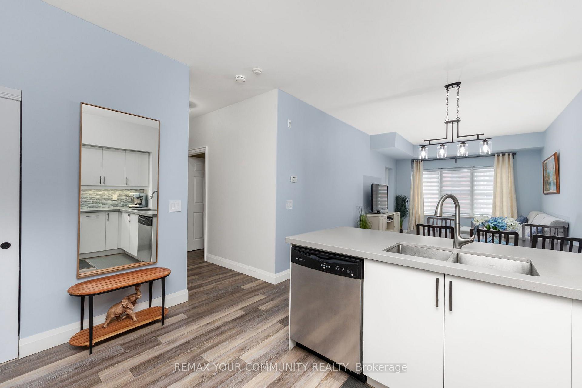 Photo 5 of Unit 202, 9973 Keele Street, Vaughan, Maple — HOMEH