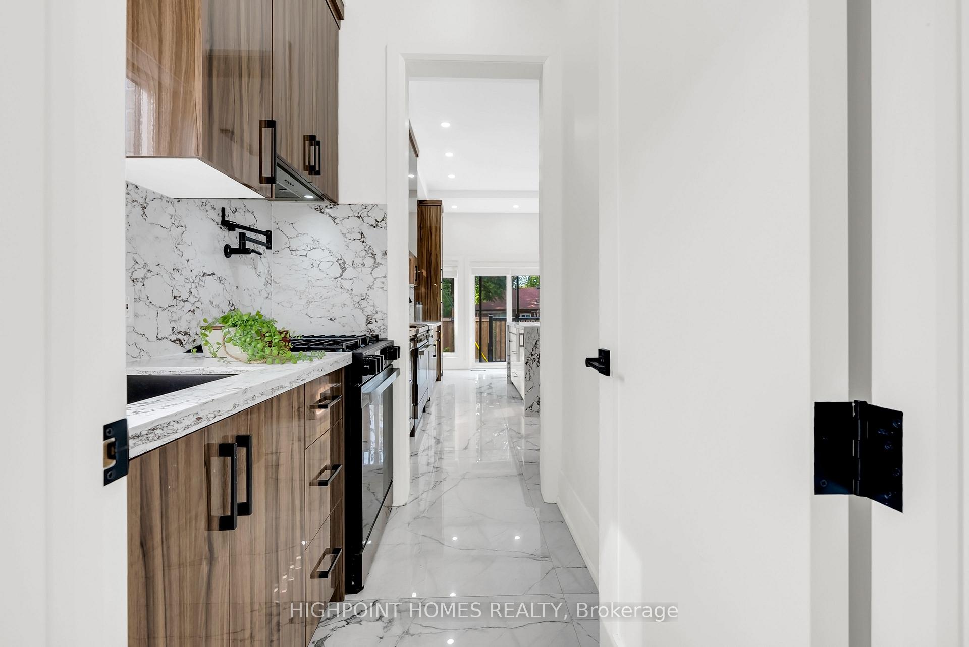 Photo 15 of 72 Gaiety Drive, Scarborough, Woburn — HOMEH
