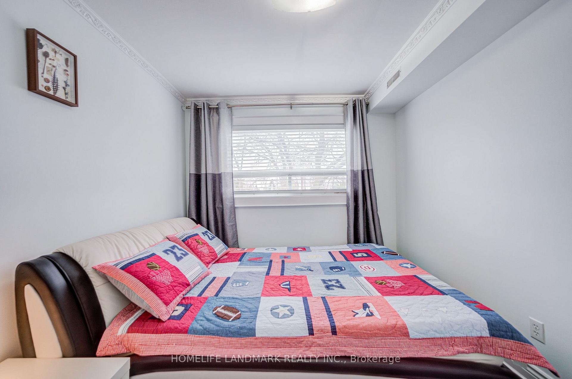 Photo 22 of 53 Chipwood Crescent, North York, Pleasant View — HOMEH