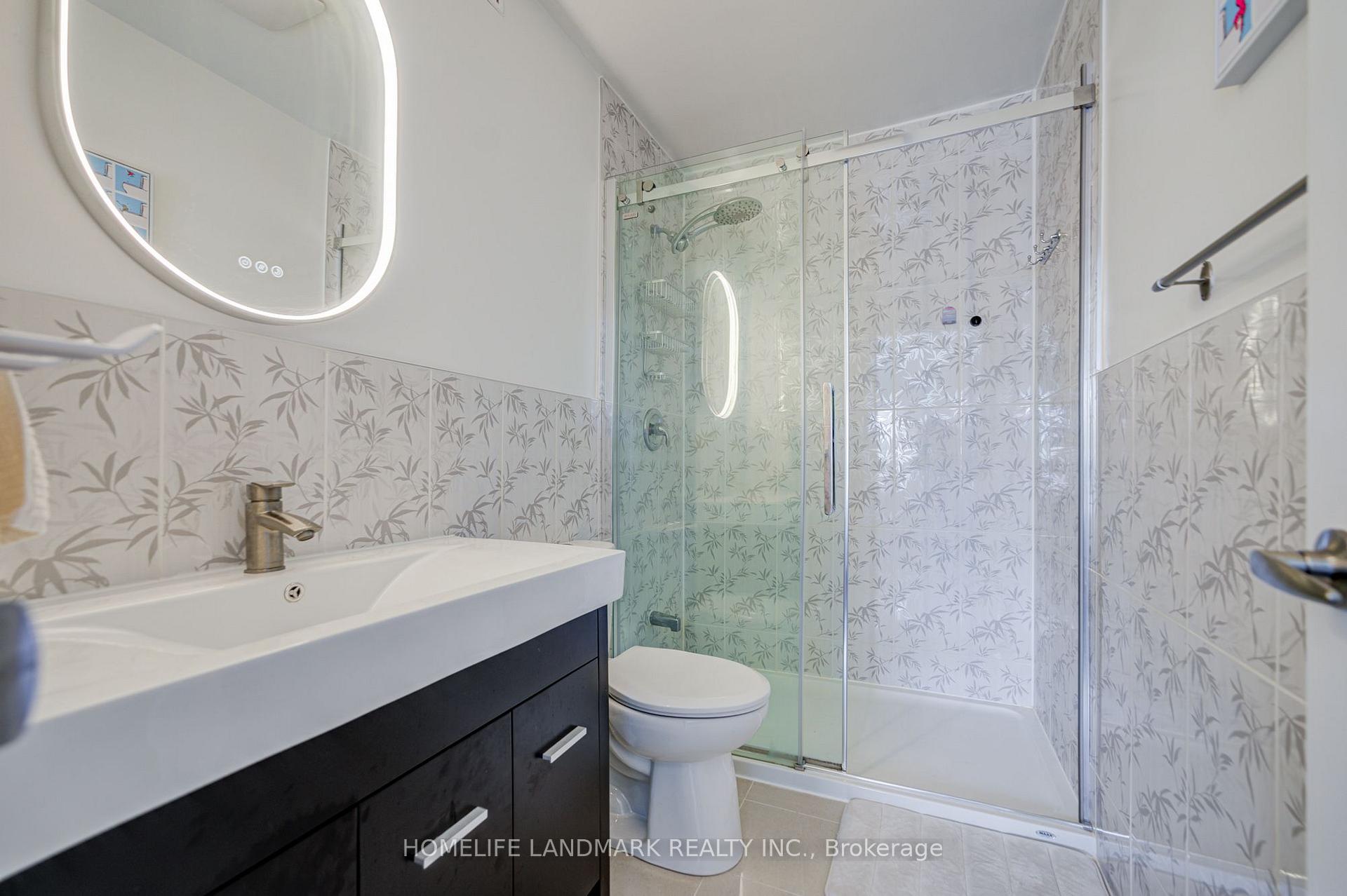 Photo 31 of 53 Chipwood Crescent, North York, Pleasant View — HOMEH