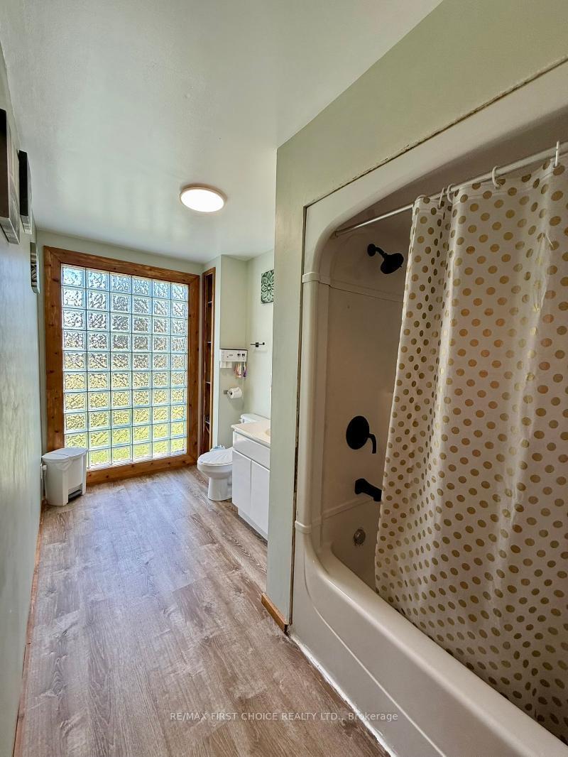 Photo 10 of 109-111 Hillcrest Road, Greenstone, TB-96 — HOMEH