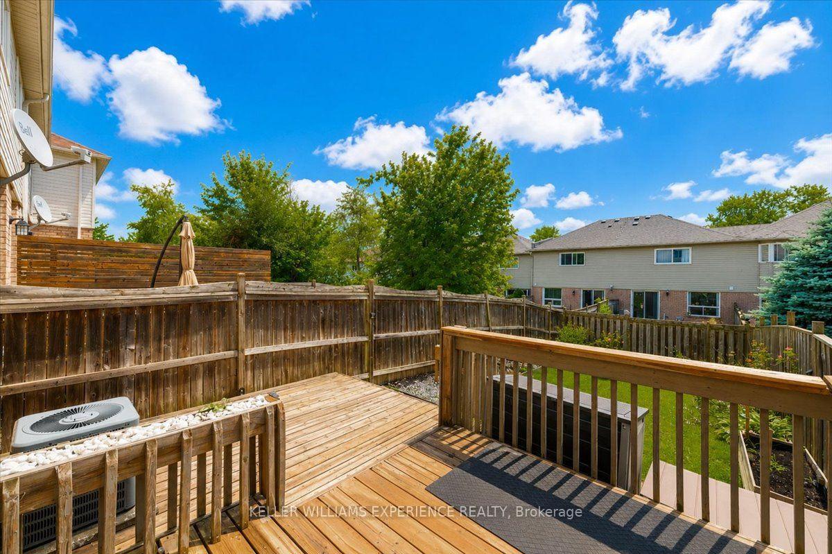 Photo 23 of 10 Sunset Place, Barrie, Holly — HOMEH