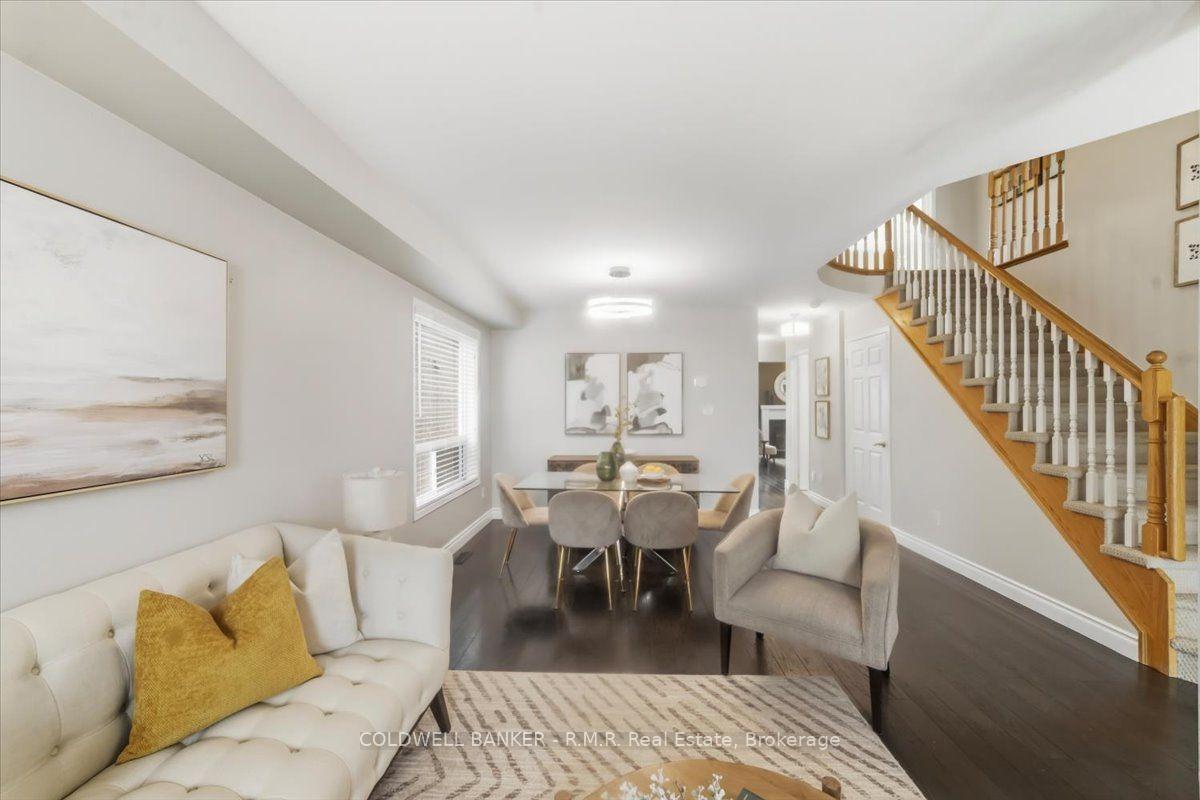 Photo 5 of 45 Angier Crescent, Ajax, South East — HOMEH