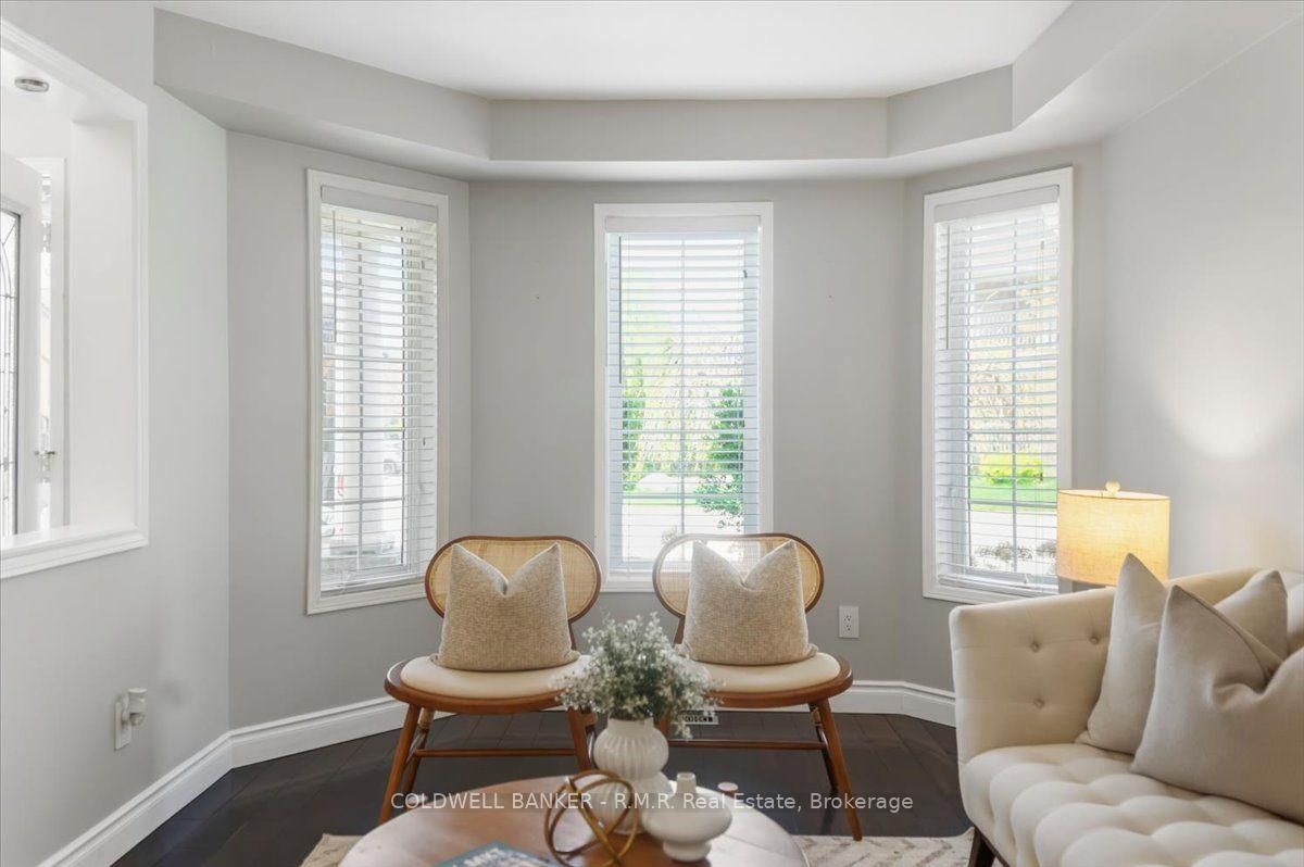 Photo 8 of 45 Angier Crescent, Ajax, South East — HOMEH
