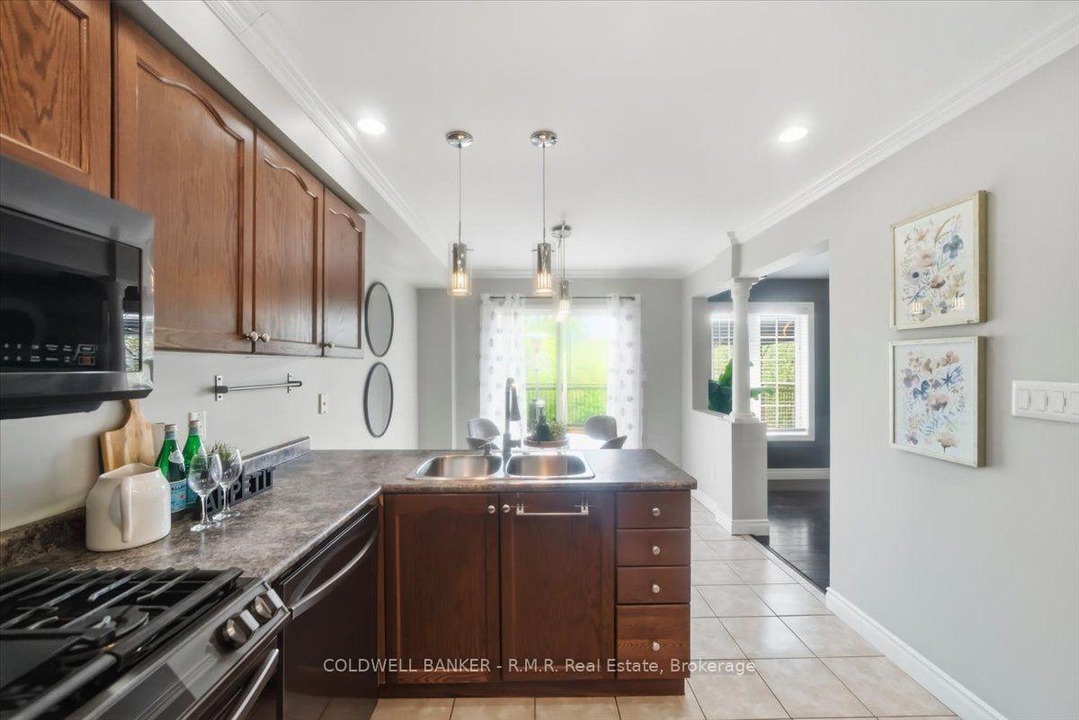 Photo 12 of 45 Angier Crescent, Ajax, South East — HOMEH