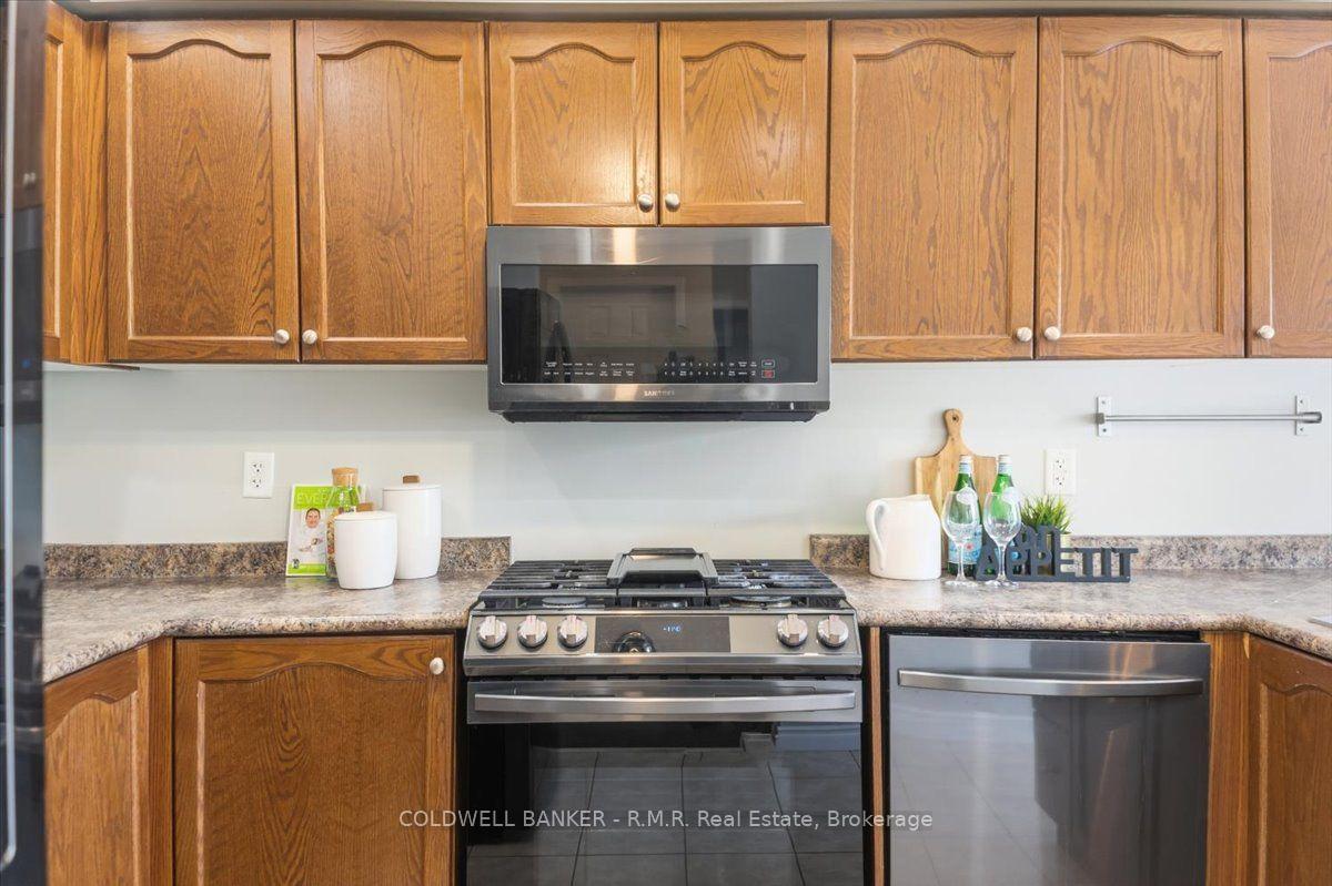 Photo 13 of 45 Angier Crescent, Ajax, South East — HOMEH