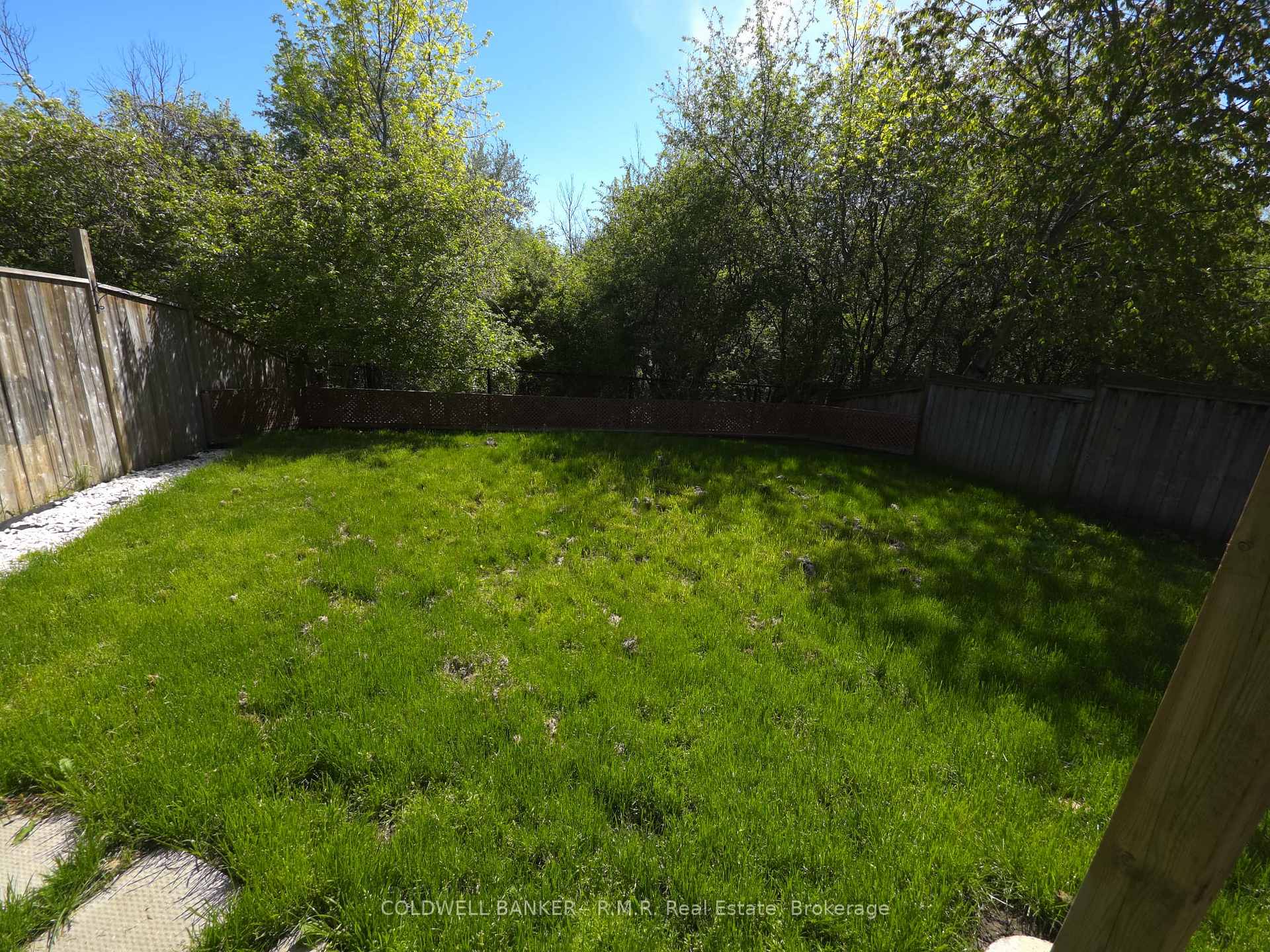 Photo 35 of 45 Angier Crescent, Ajax, South East — HOMEH