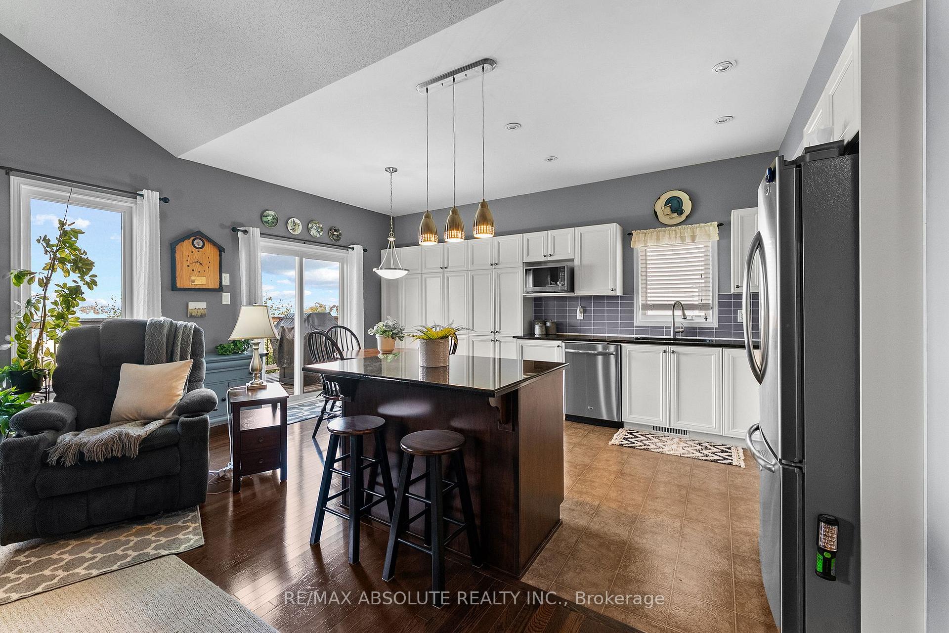 Photo 14 of 189 Edey Street, Arnprior, Arnprior — HOMEH