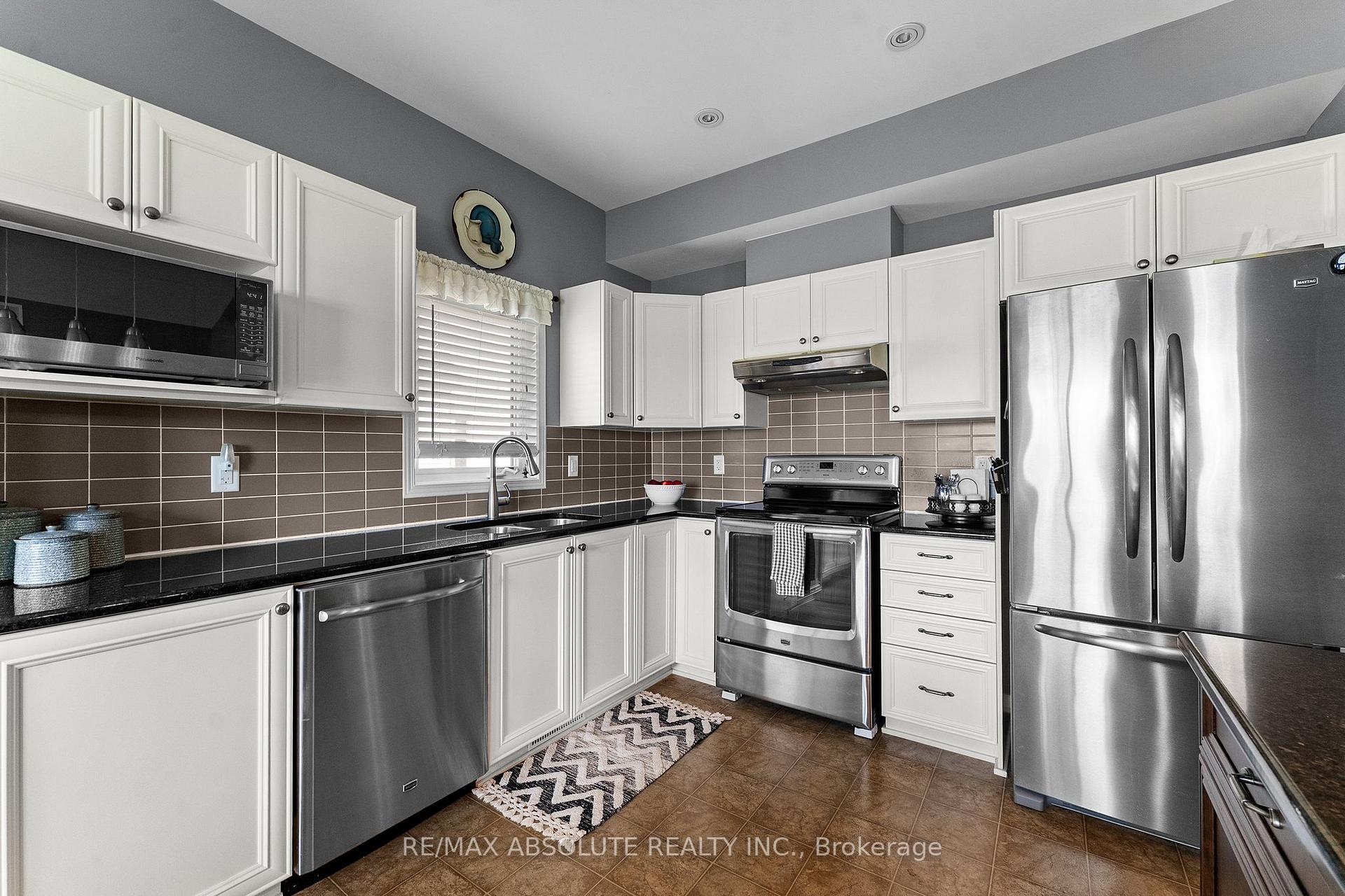 Photo 18 of 189 Edey Street, Arnprior, Arnprior — HOMEH
