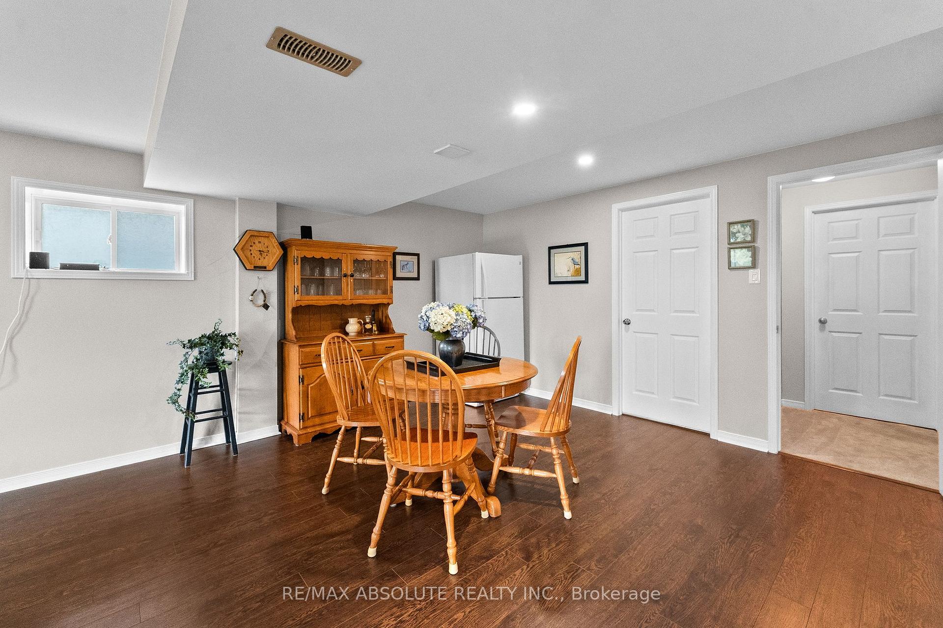 Photo 35 of 189 Edey Street, Arnprior, Arnprior — HOMEH