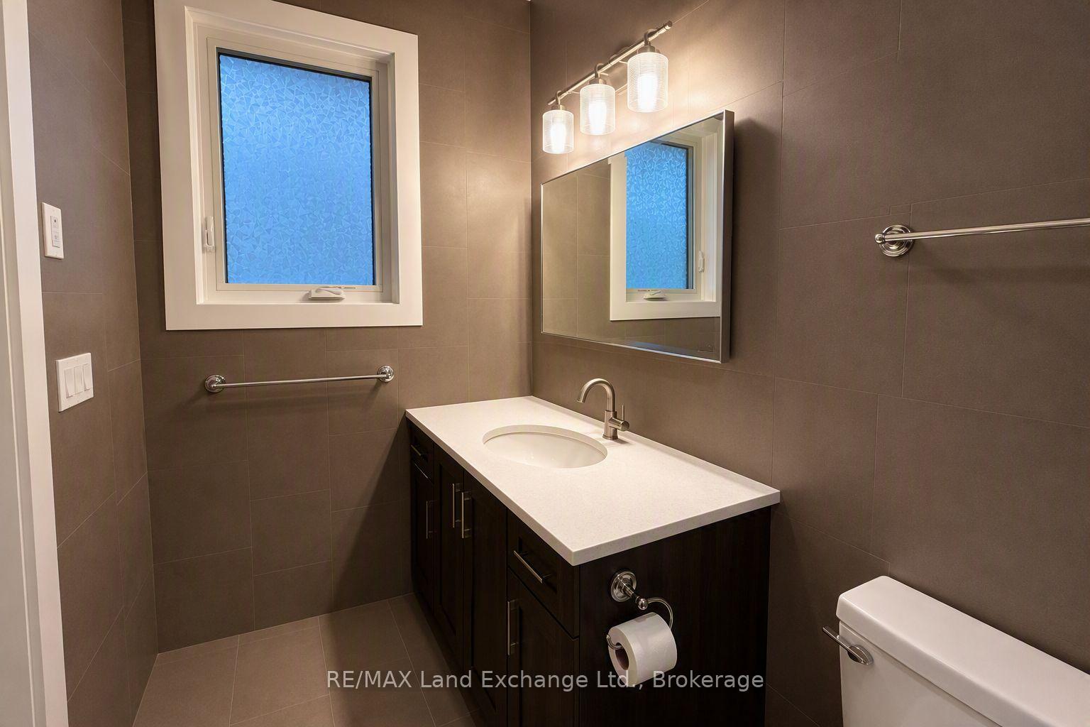 Photo 14 of 23 Mctavish Crescent, Huron-Kinloss — HOMEH
