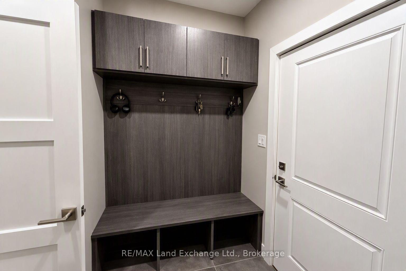 Photo 20 of 23 Mctavish Crescent, Huron-Kinloss — HOMEH