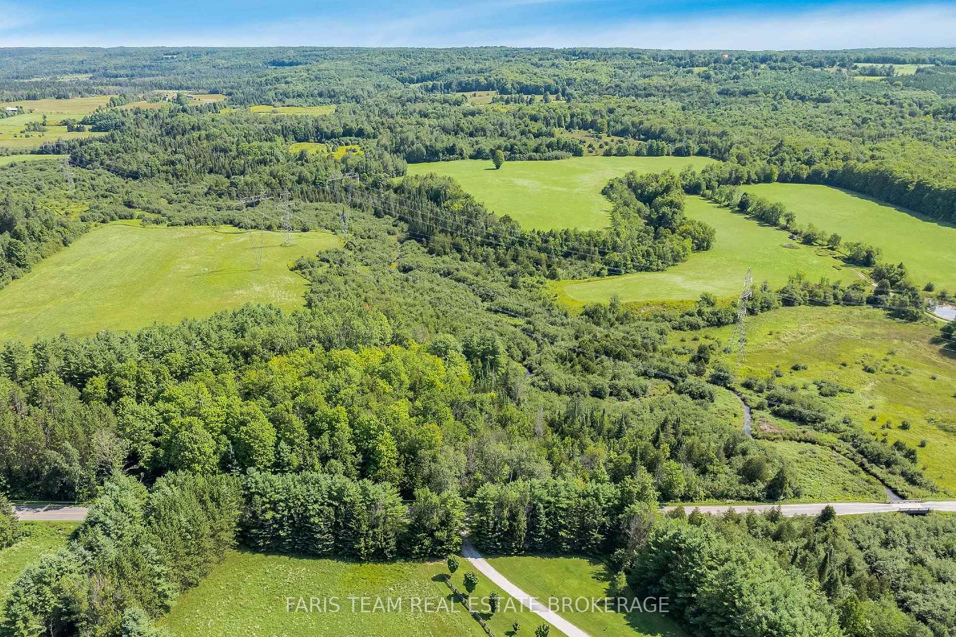 Photo 3 of 5609 Line 4 N, Oro-Medonte, Rural Oro-Medonte — HOMEH