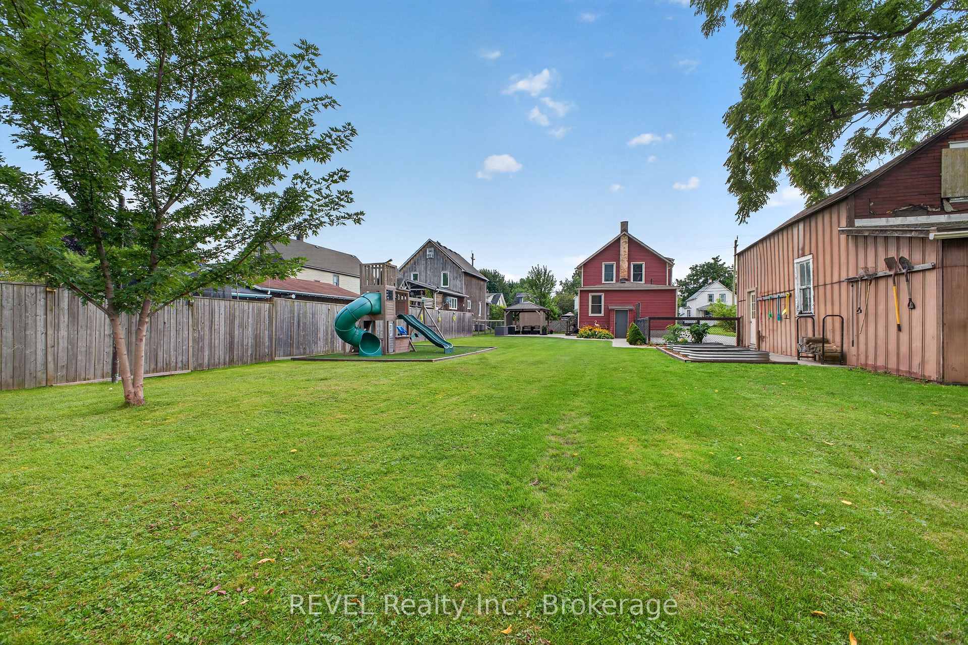 Photo 30 of 312 Phipps Street, Fort Erie, Central — HOMEH