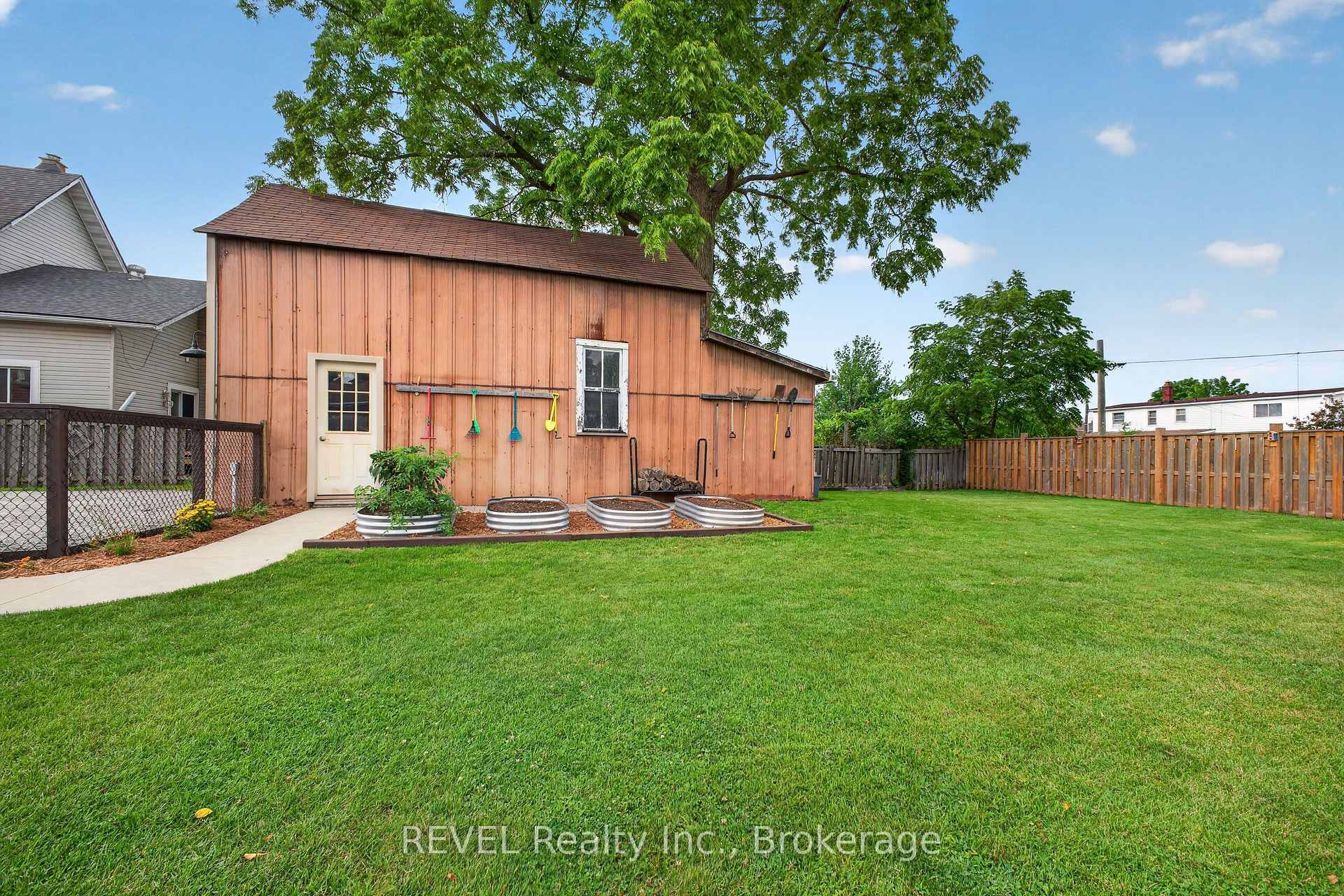 Photo 31 of 312 Phipps Street, Fort Erie, Central — HOMEH