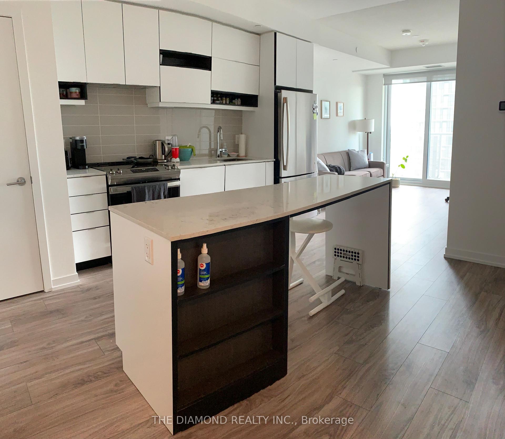 Photo 2 of Unit 2711, 4065 Confederation Parkway, Mississauga, City Centre — HOMEH