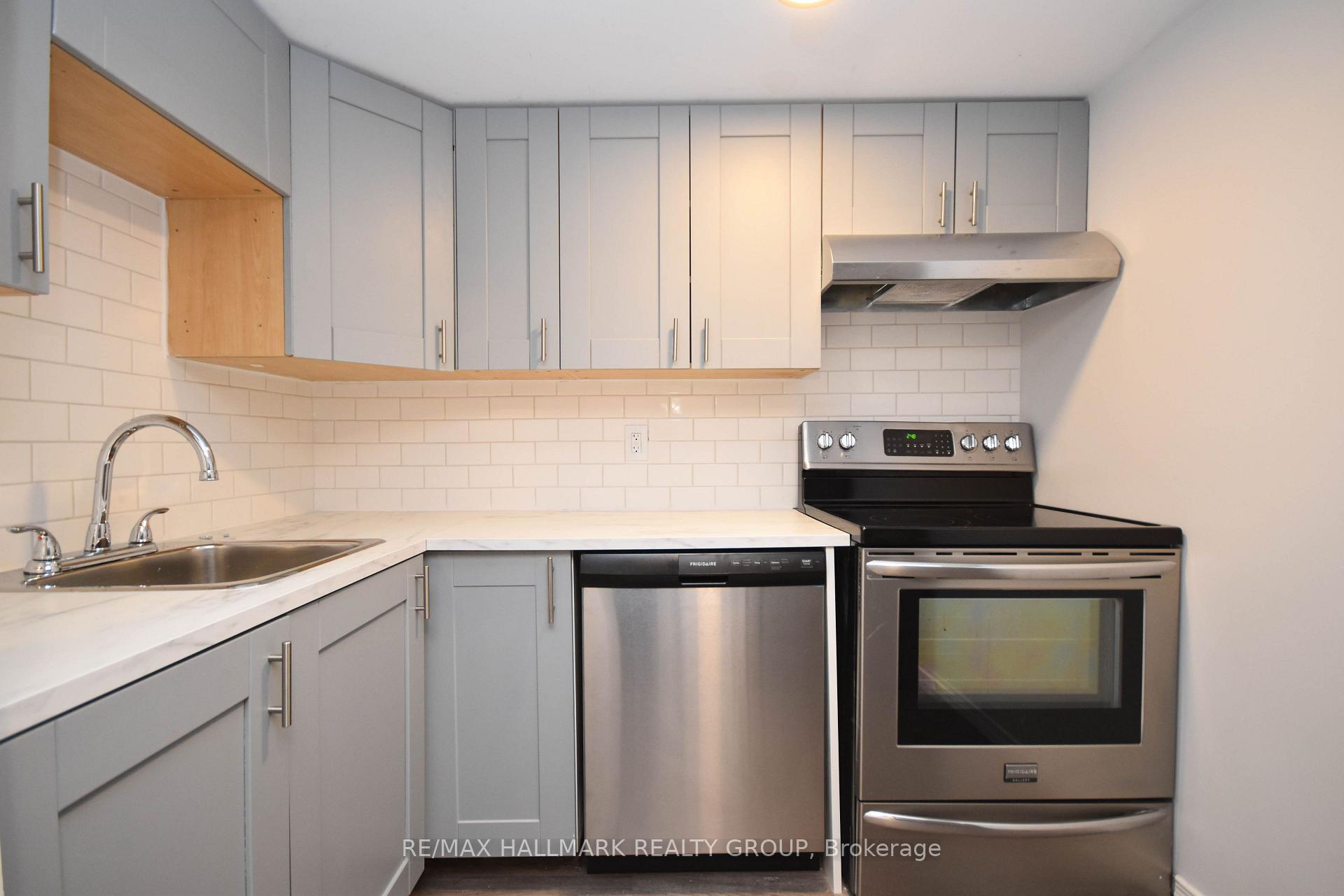 Photo 11 of 759 Adams Avenue, Ottawa, Elmvale Acres — HOMEH