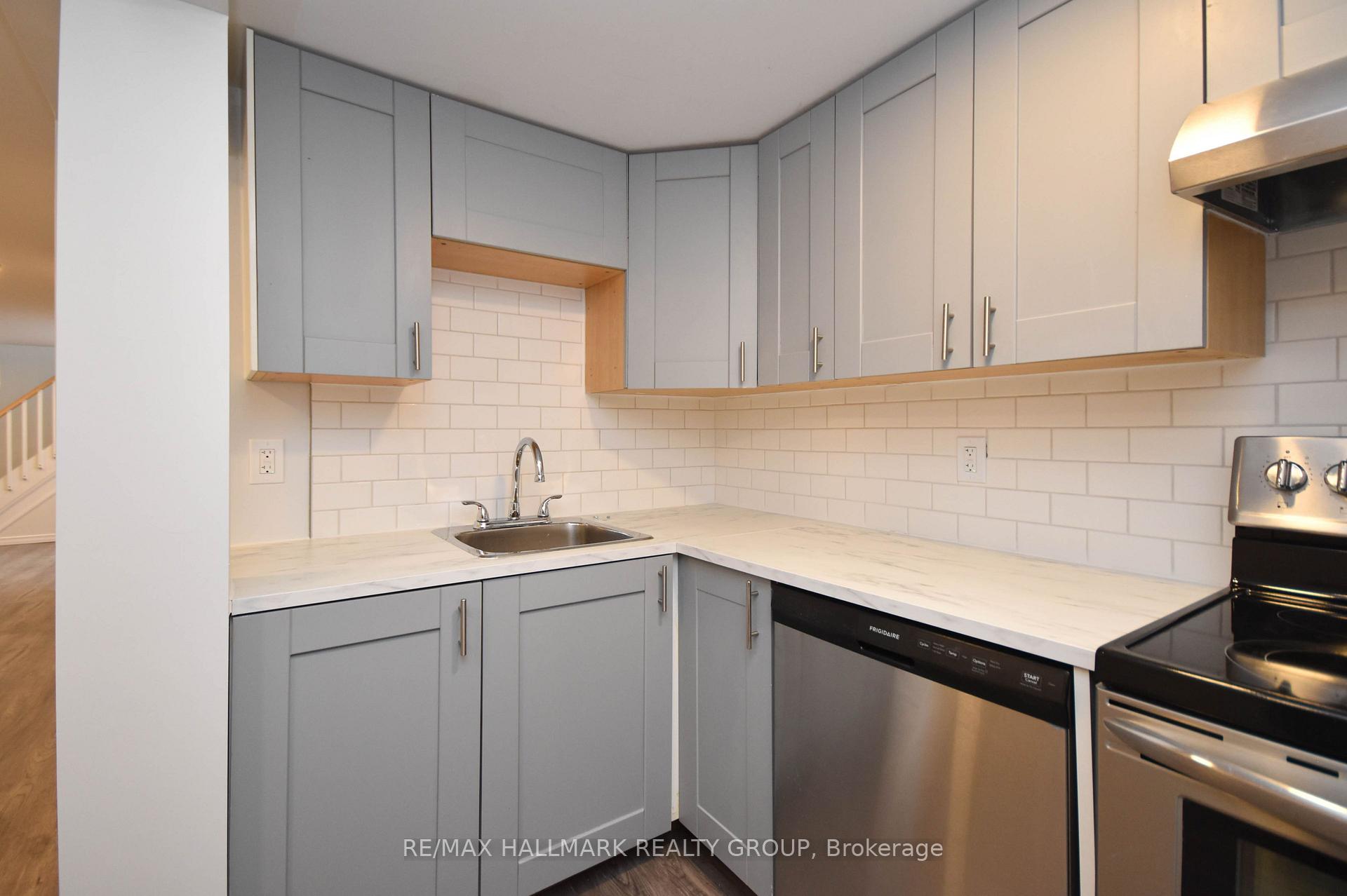 Photo 12 of 759 Adams Avenue, Ottawa, Elmvale Acres — HOMEH